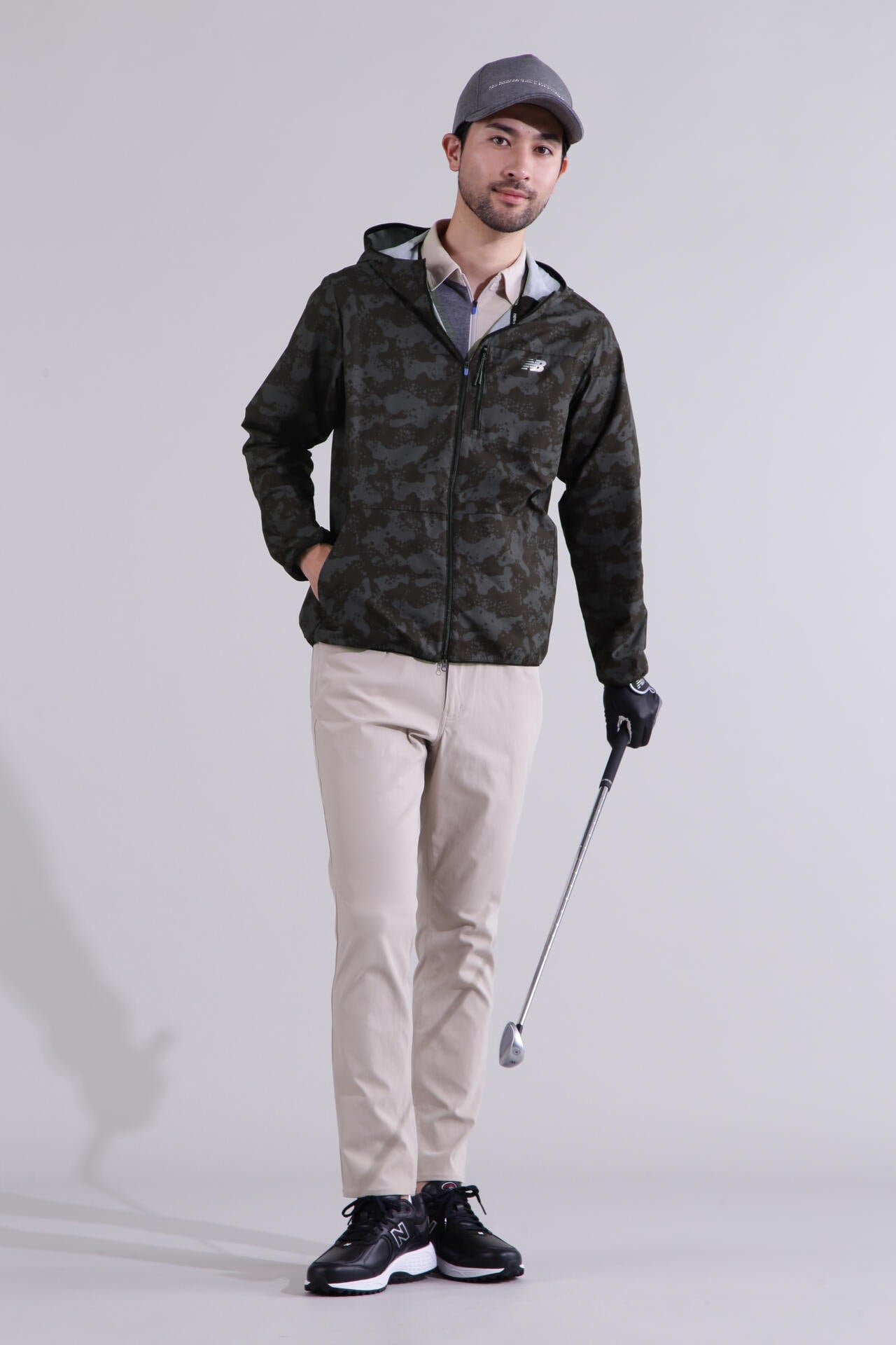 【直営店舗限定】デザートカモ パッカブル ウインド ジップ フーディー (MENS)