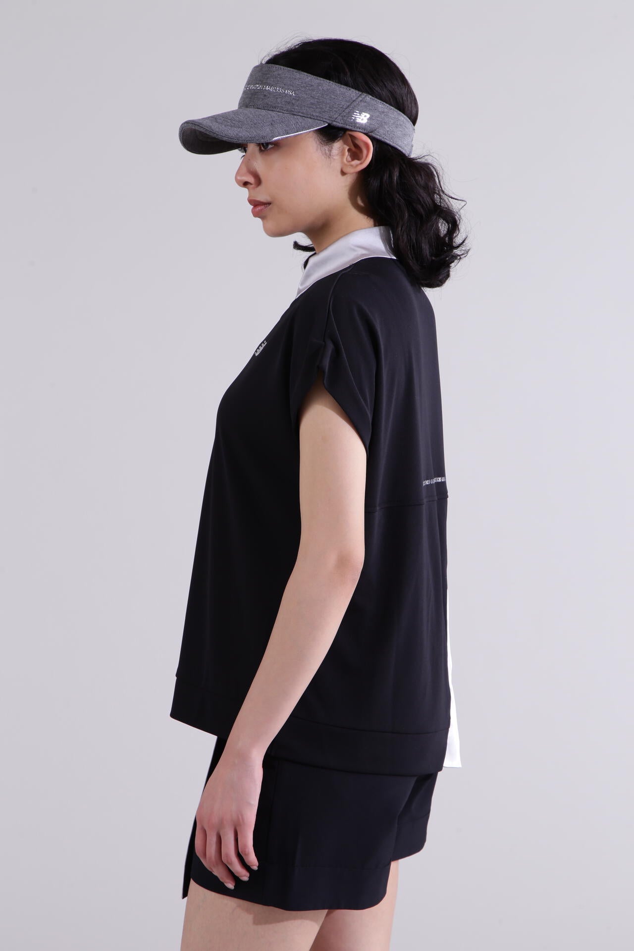 【直営店舗限定】ラップバック ハーフジップ プルオーバー (WOMENS)