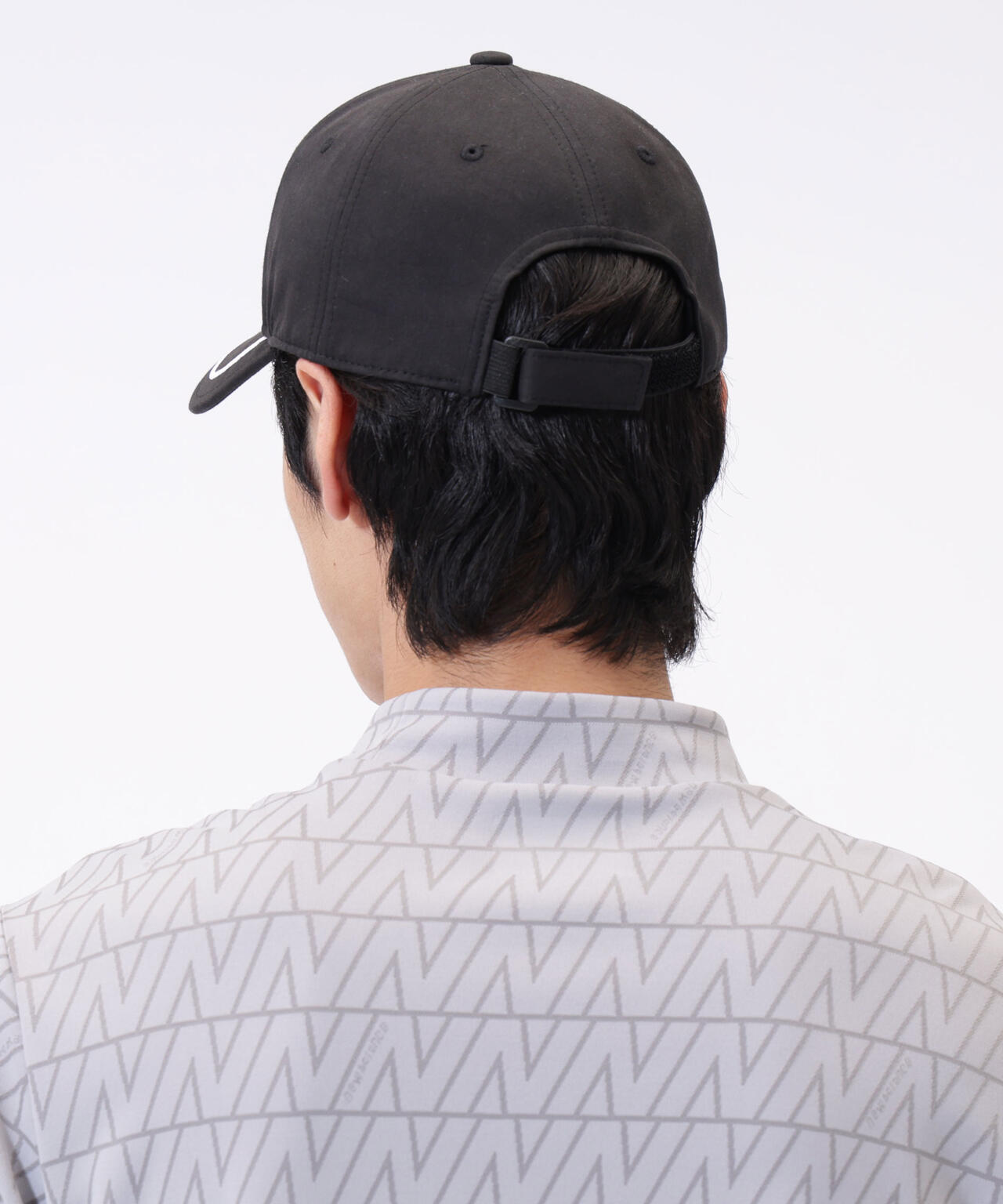 Height: 185cm Chest: 81cm Waist: 68cm Hips: 90cm 着用サイズ:FR