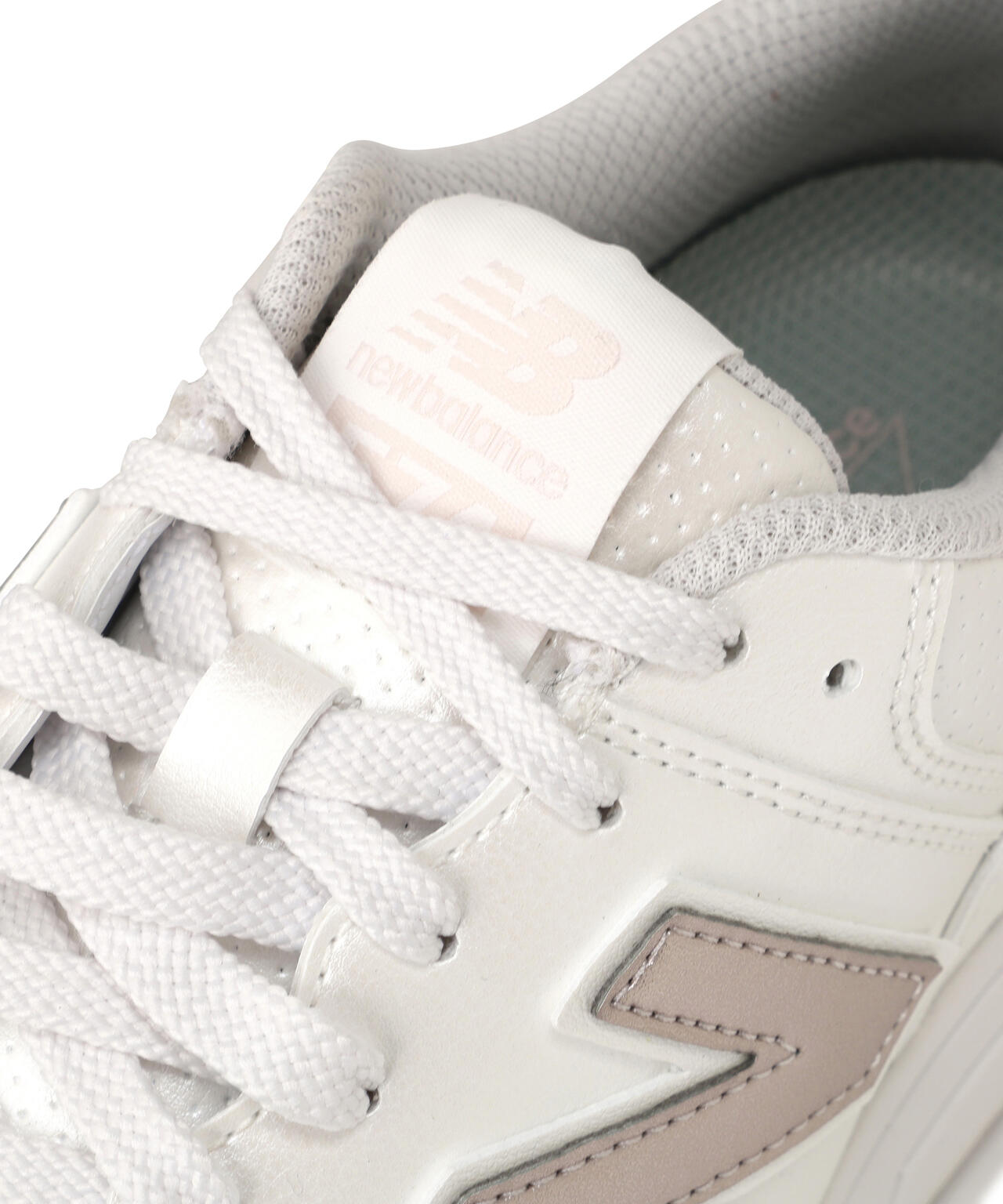 WG574A4 スパイクレスシューズ (WOMENS)