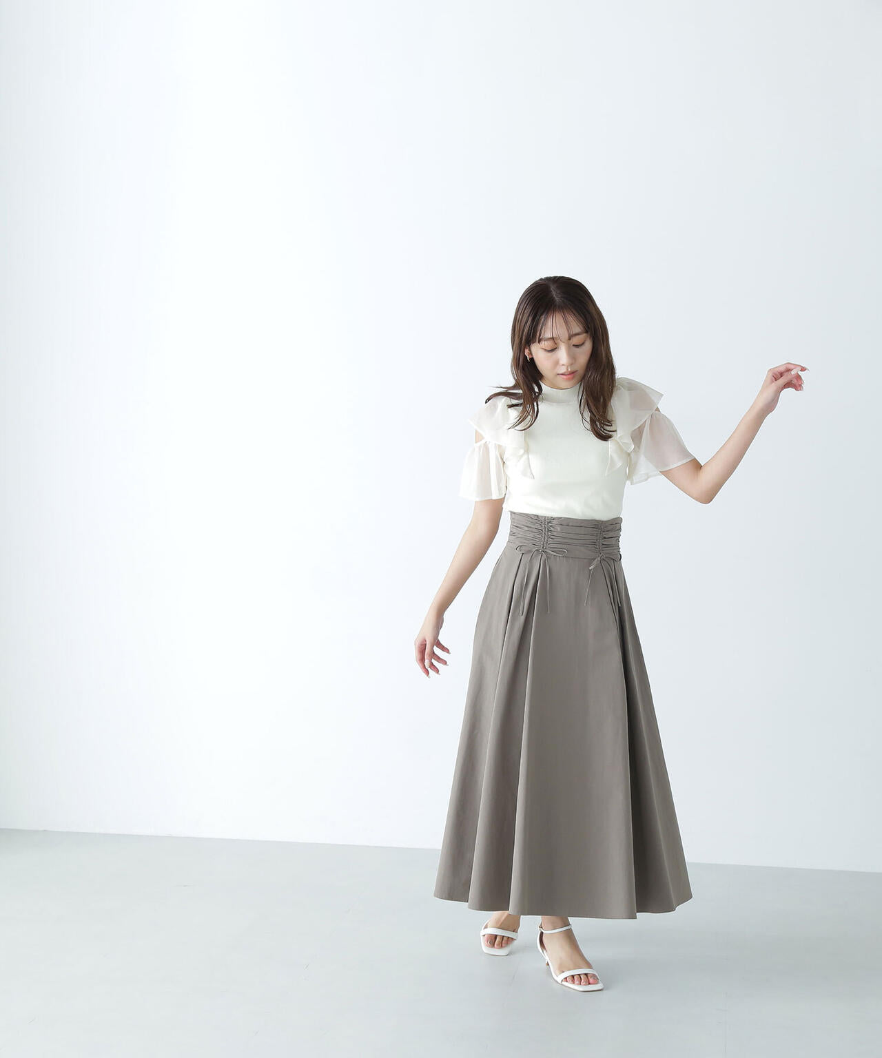 ラッフルシアースリーブニット*