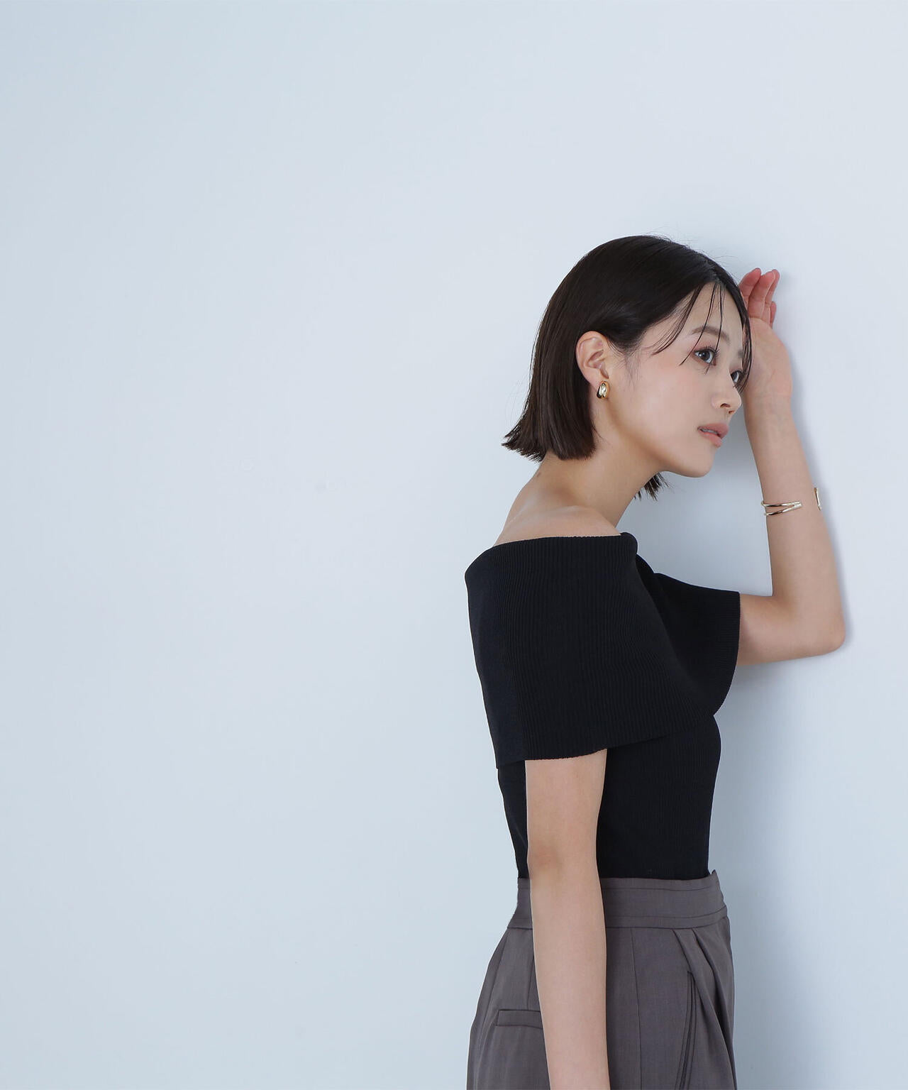 ワイドオフショルリブニット*