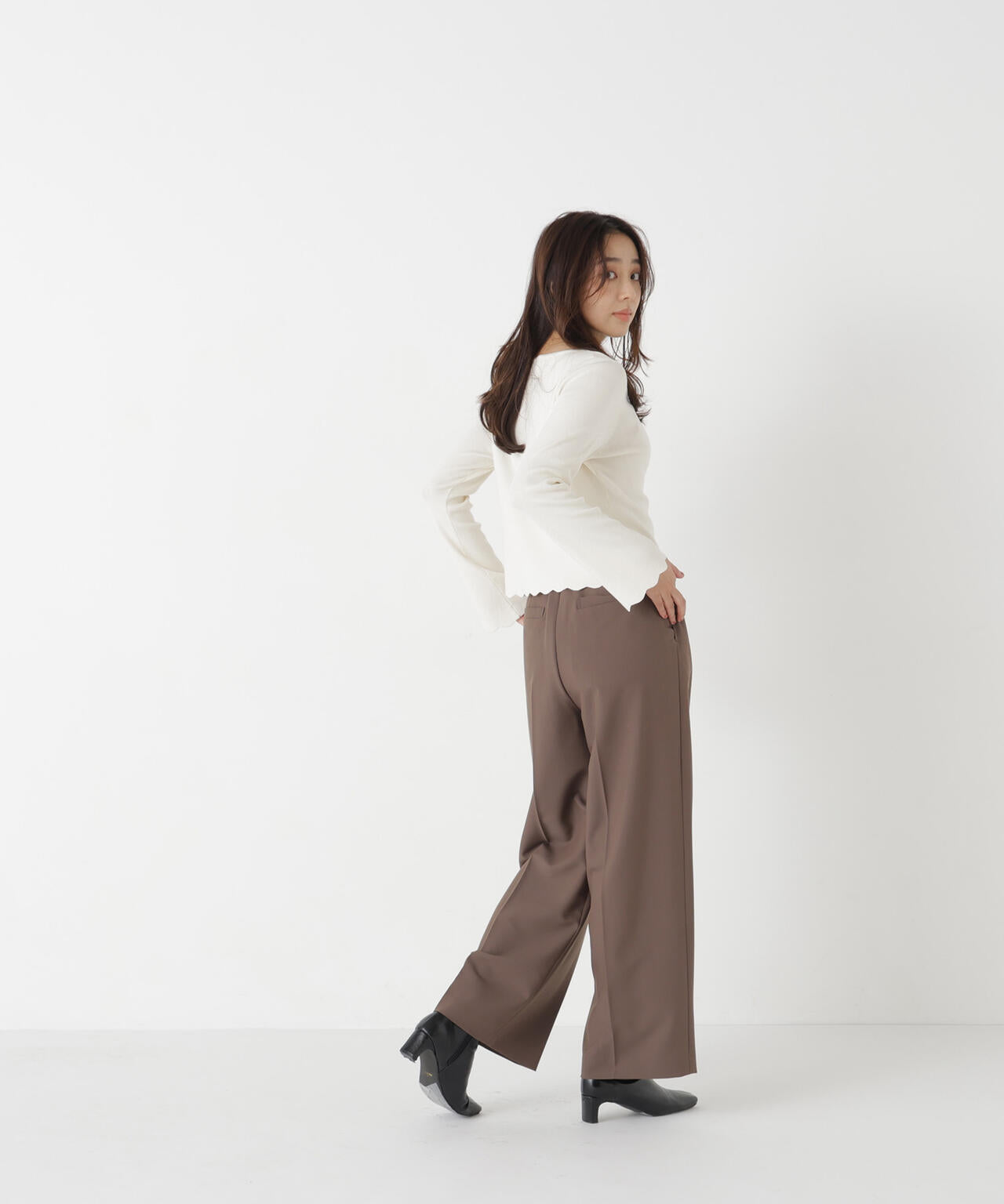 165.5cm 着用サイズ:FR