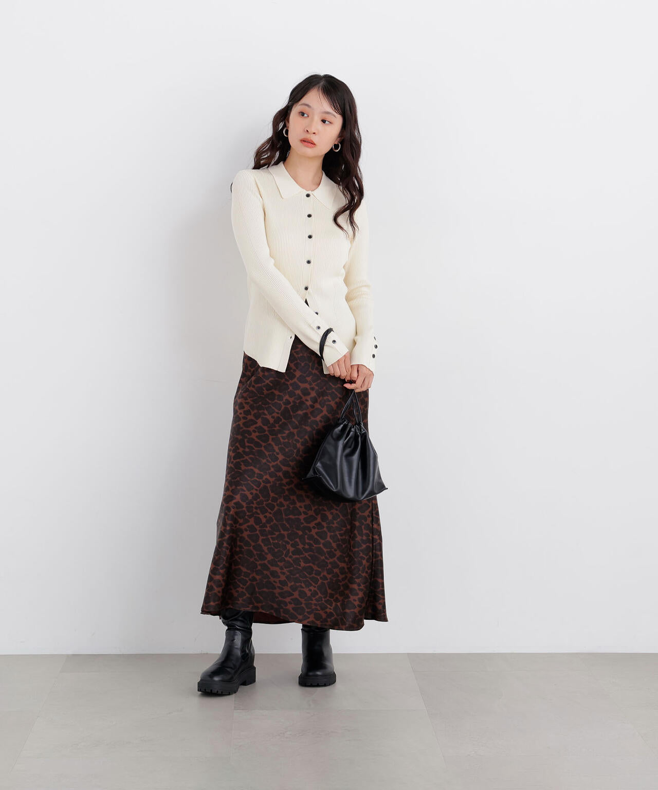 165cm 着用サイズ:FR