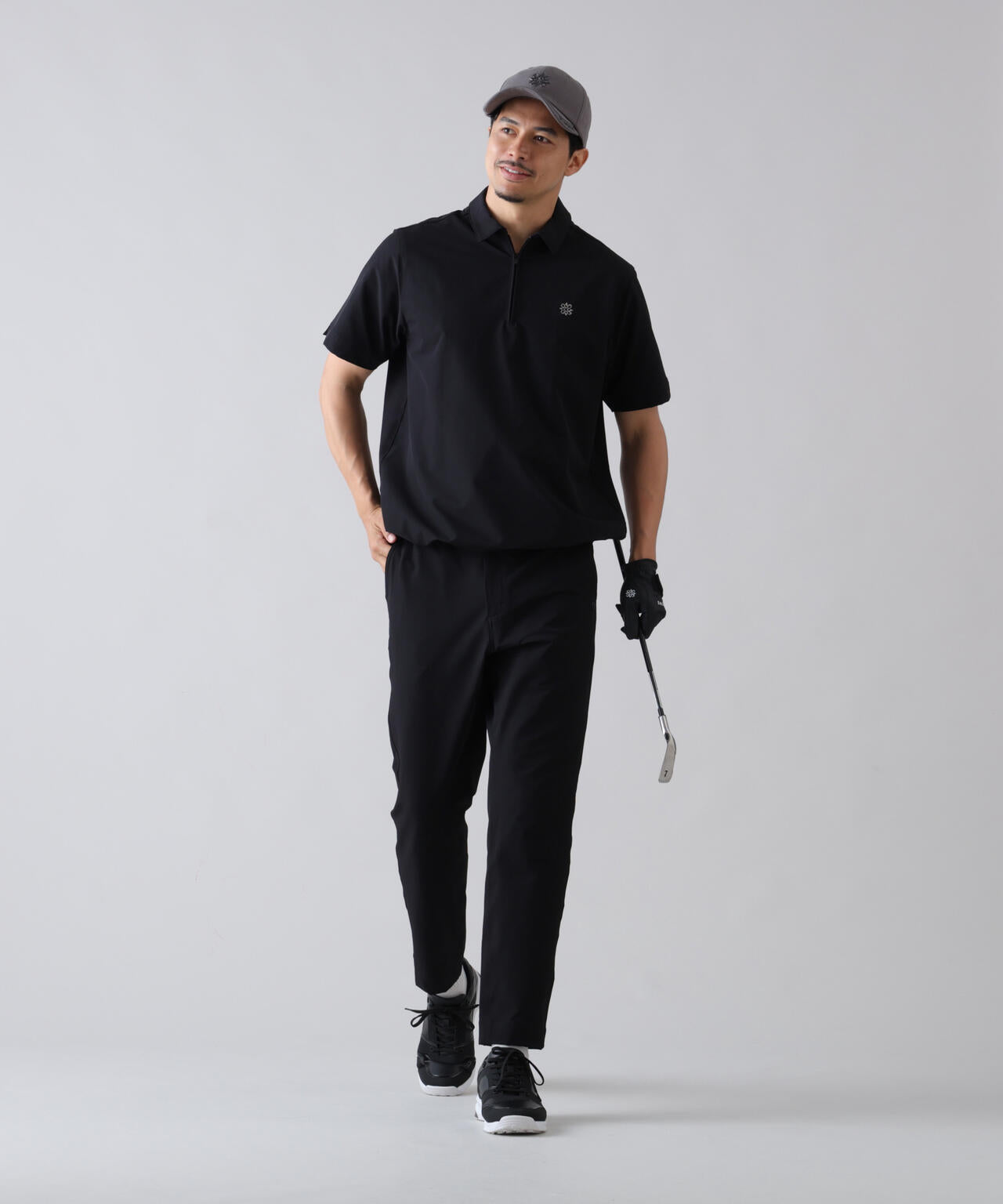 185cm C: 97 W:79 H:95 着用サイズ:L