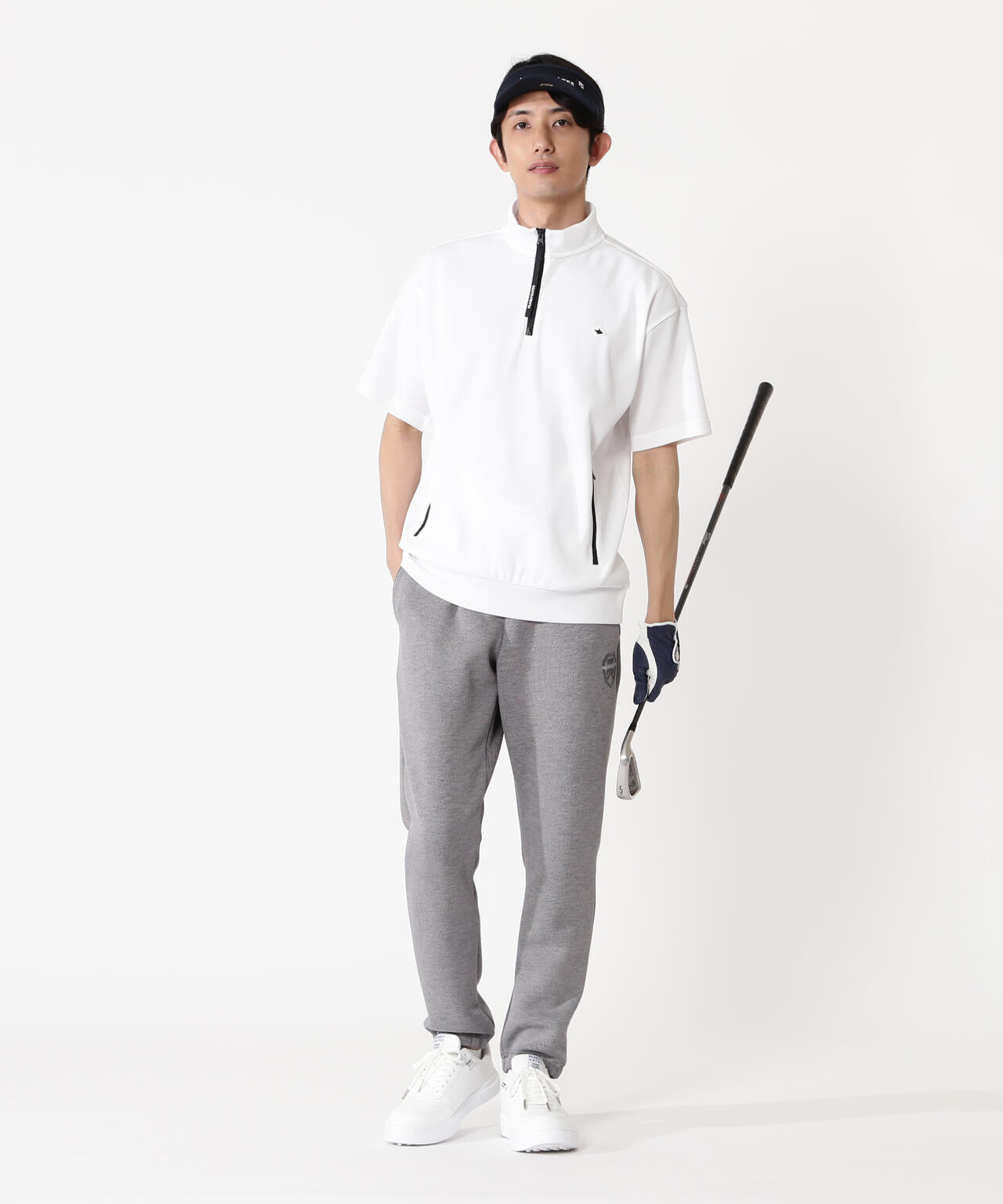 H:182cm/C:93/W:77/H:91 着用サイズ:5