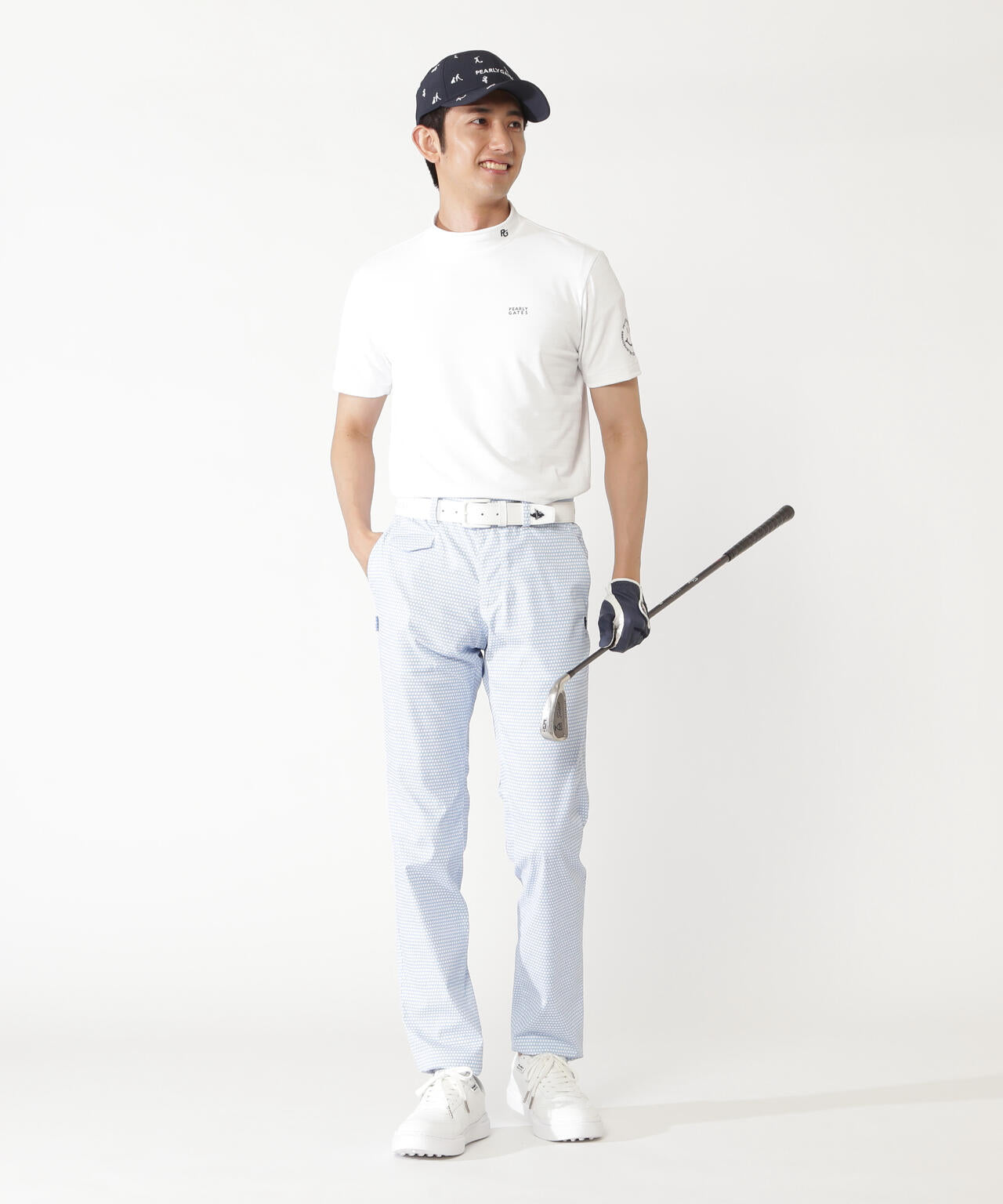 H:182cm/C:93/W:77/H:91 着用サイズ:5