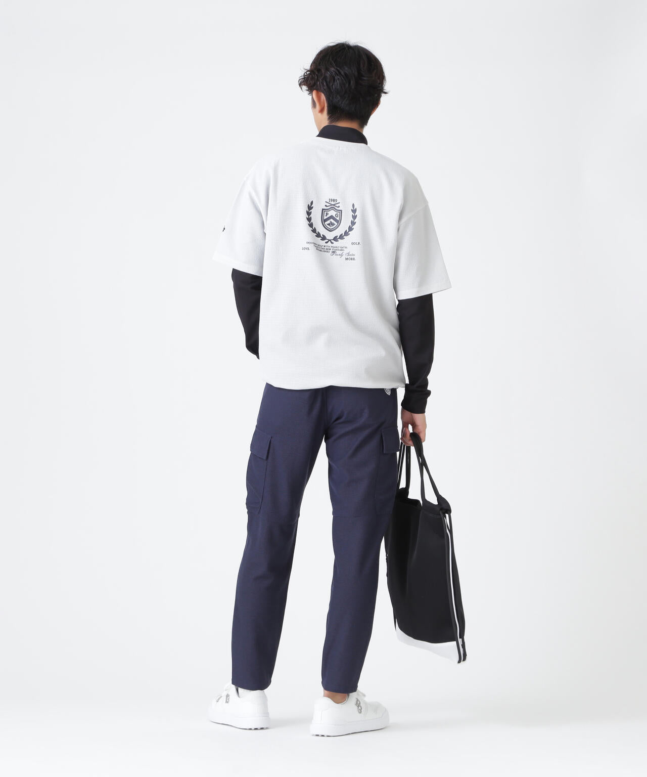 H:182cm/C:93/W:77/H:91 着用サイズ:5