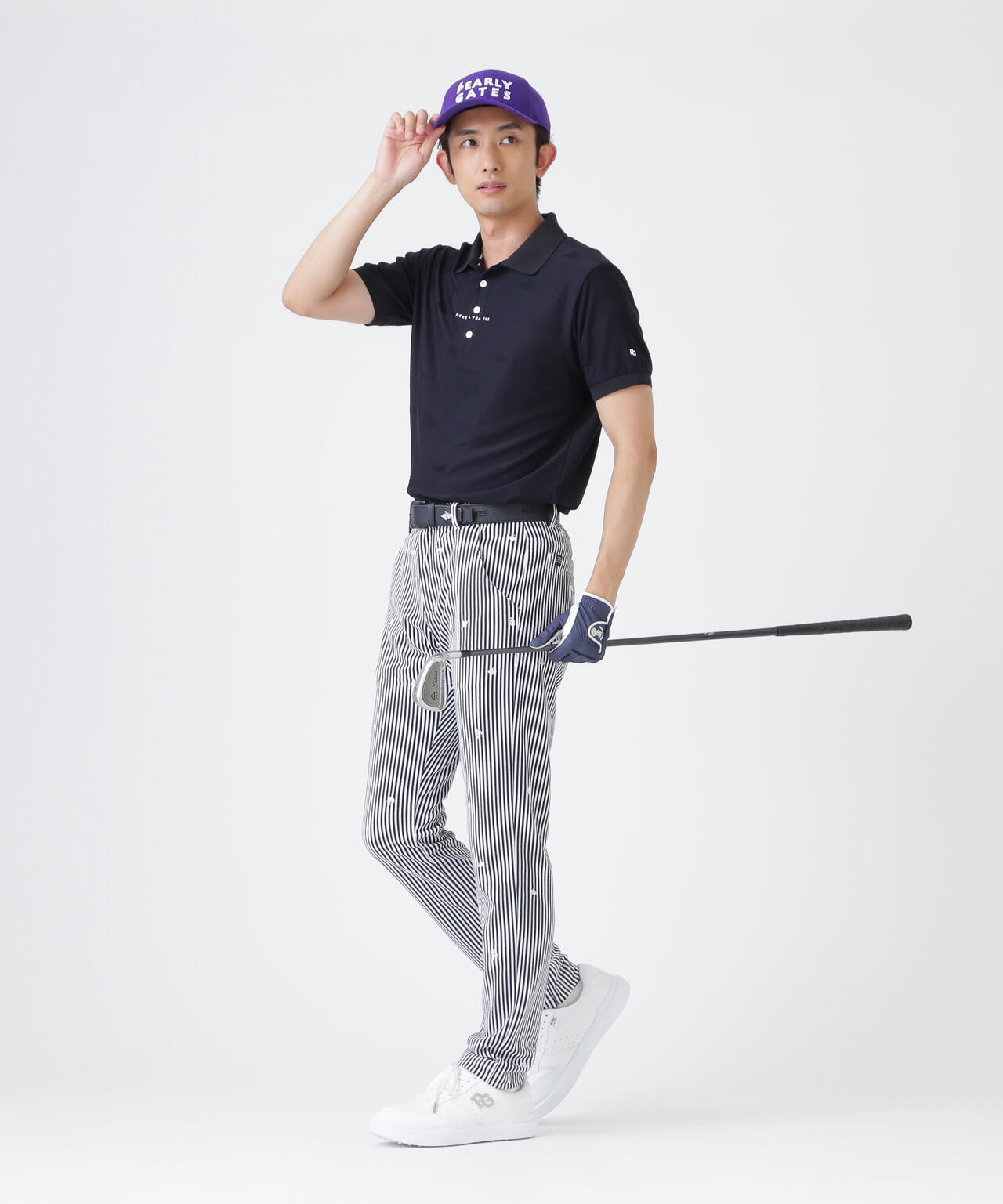H:182cm/C:93/W:77/H:91 着用サイズ:5