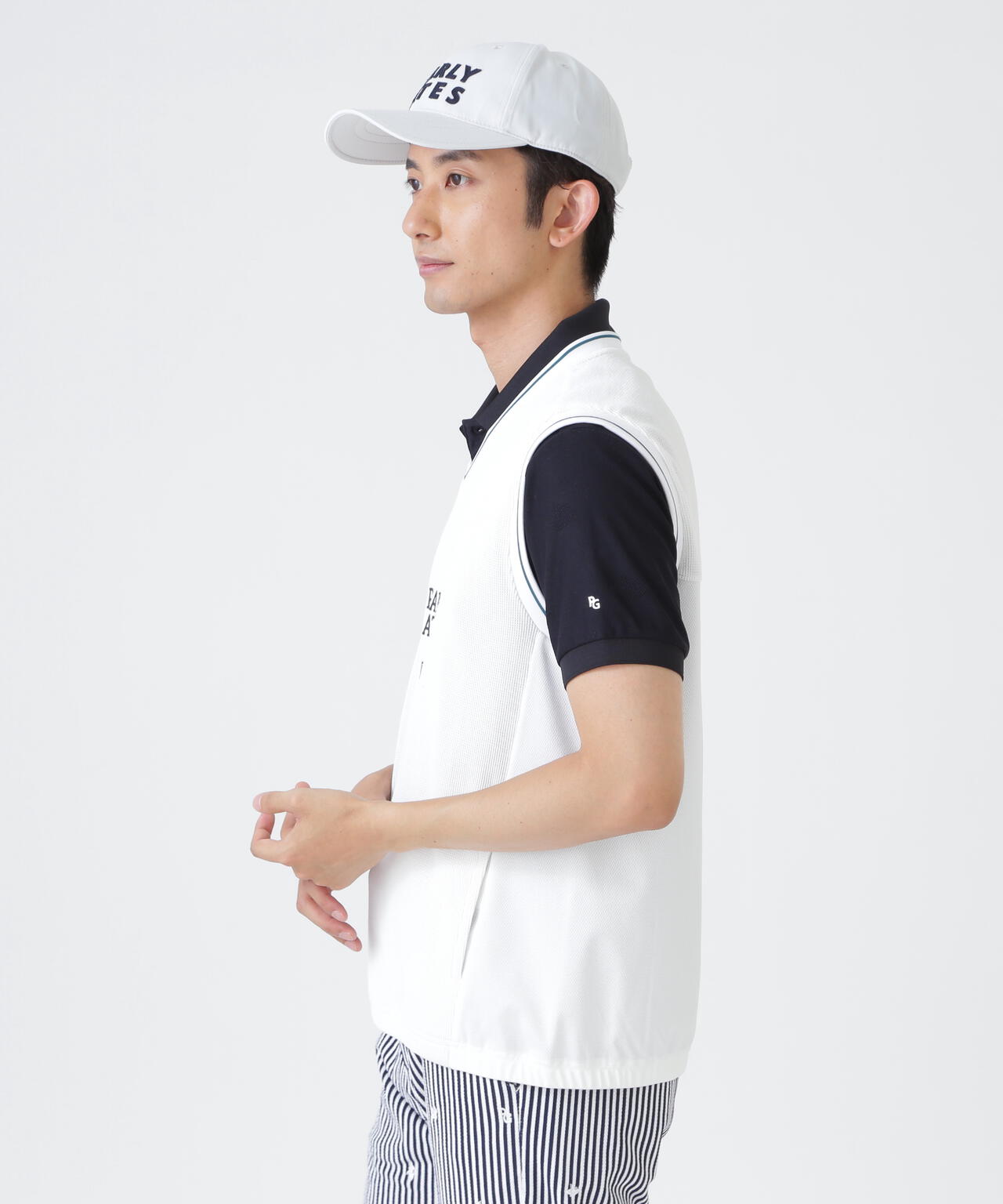 H:182cm/C:93/W:77/H:91 着用サイズ:5