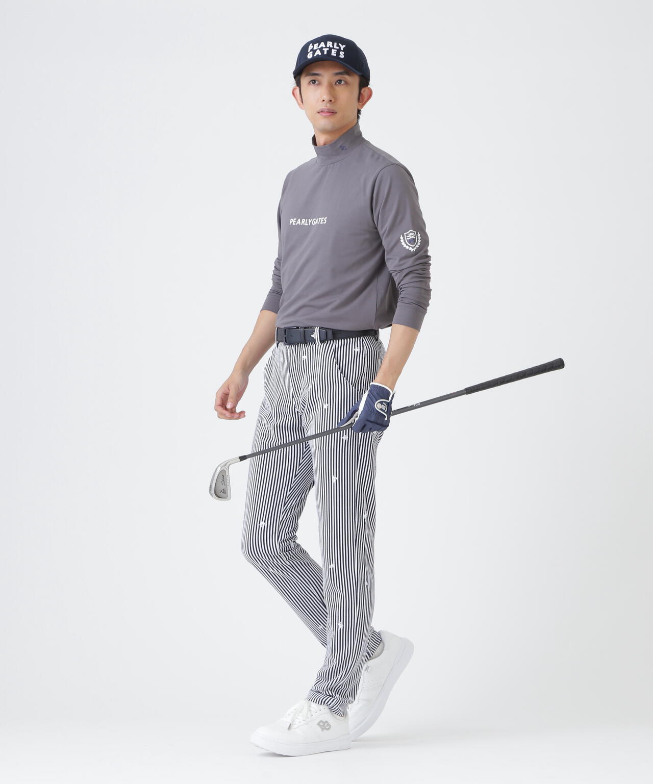H:182cm/C:93/W:77/H:91 着用サイズ:5