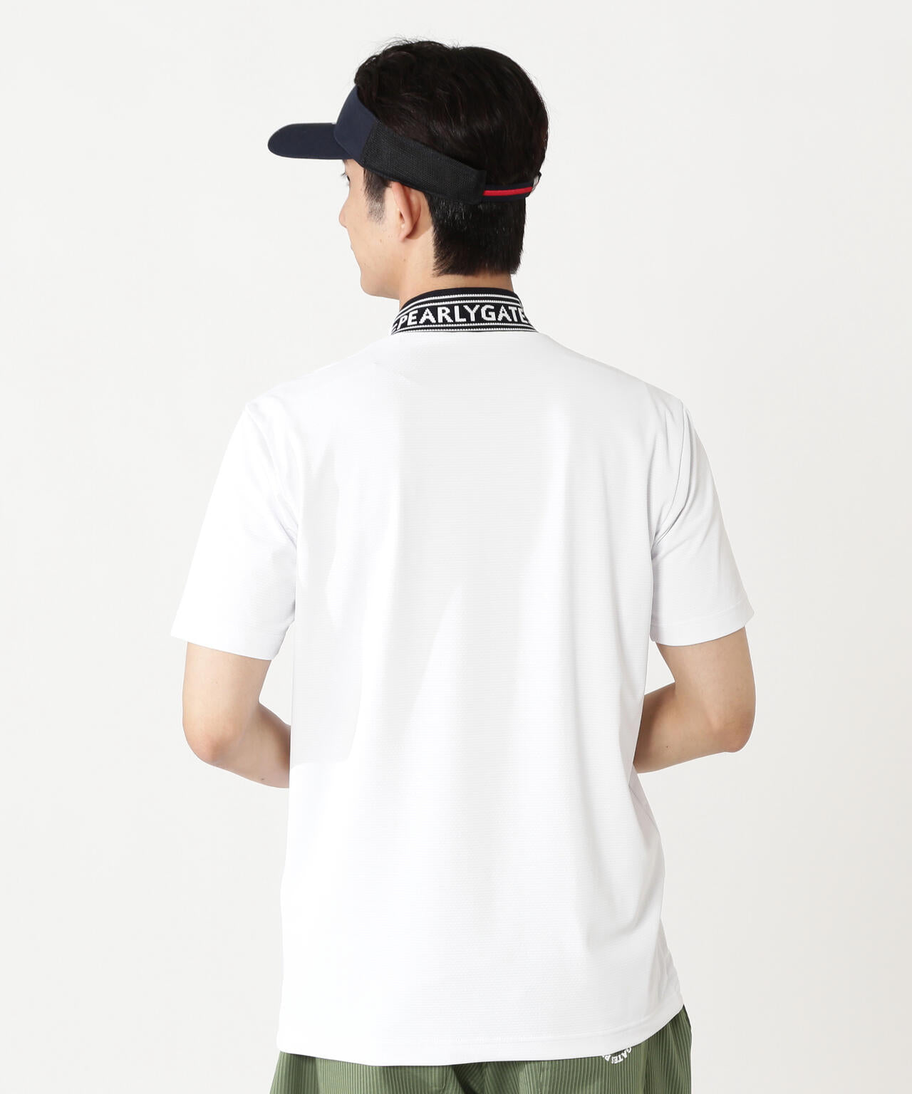 H:182cm/C:93/W:77/H:91 着用サイズ:5