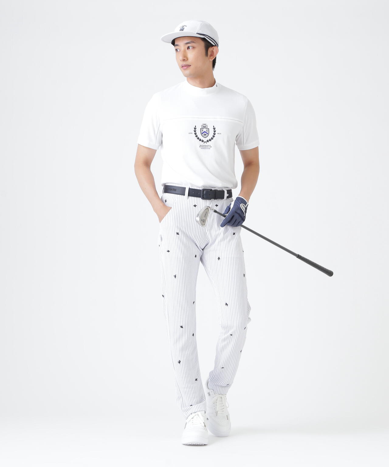 H:182cm/C:93/W:77/H:91 着用サイズ:5