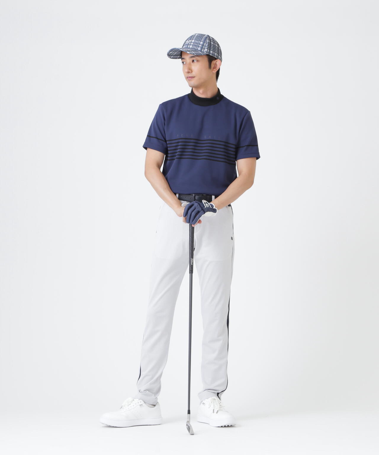 H:182cm/C:93/W:77/H:91 着用サイズ:5