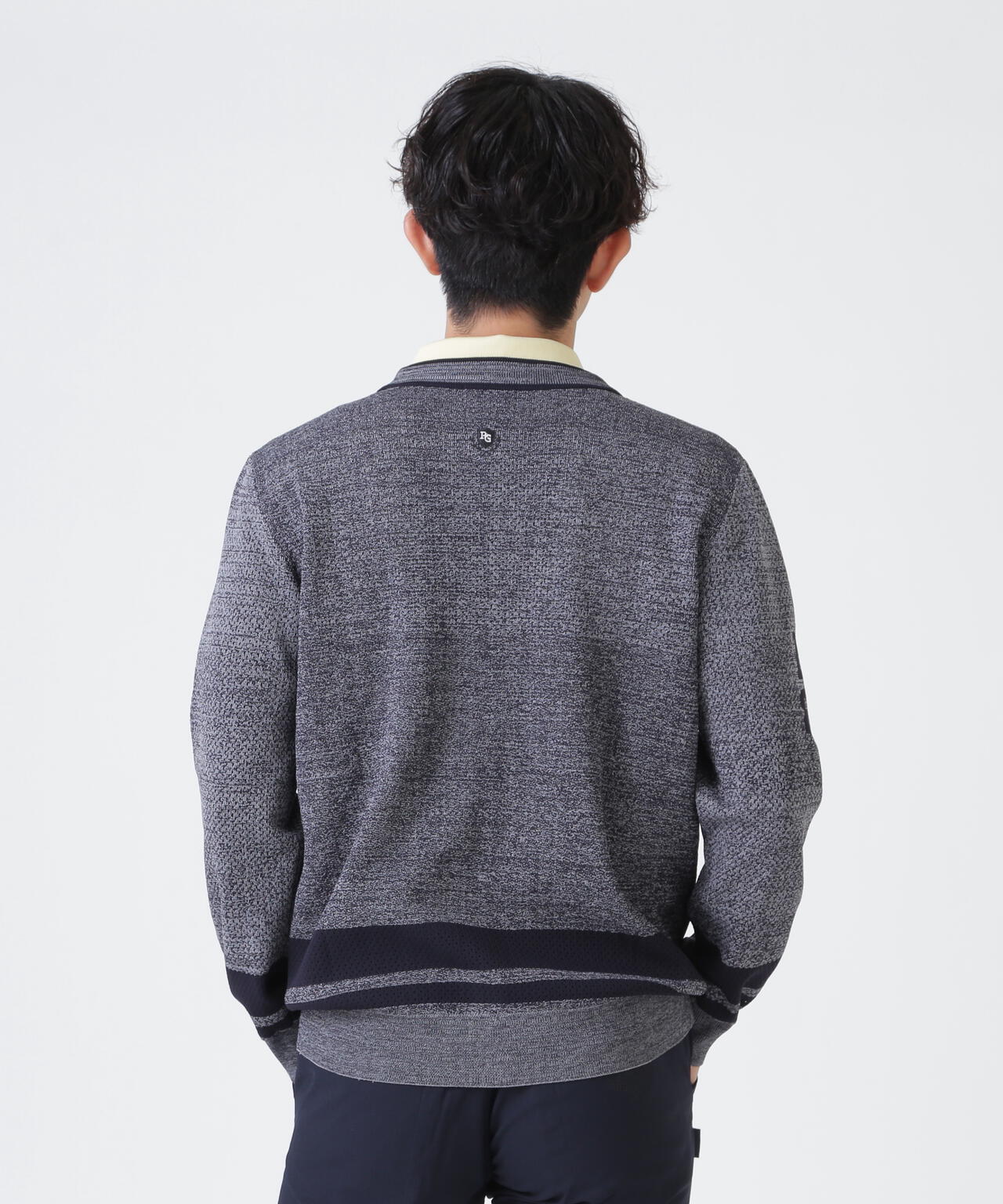 H:182cm/C:93/W:77/H:91 着用サイズ:5