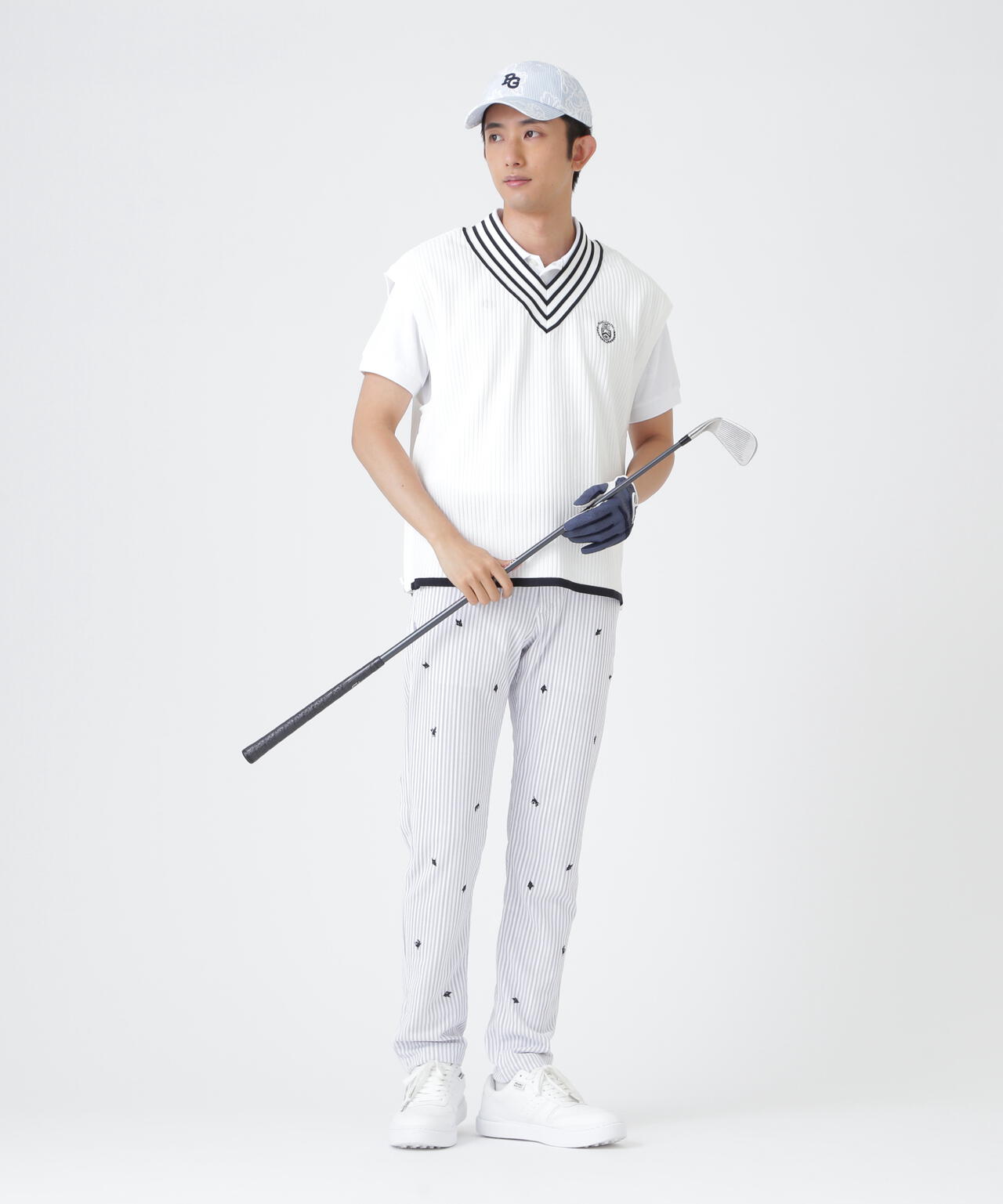 H:182cm/C:93/W:77/H:91 着用サイズ:5