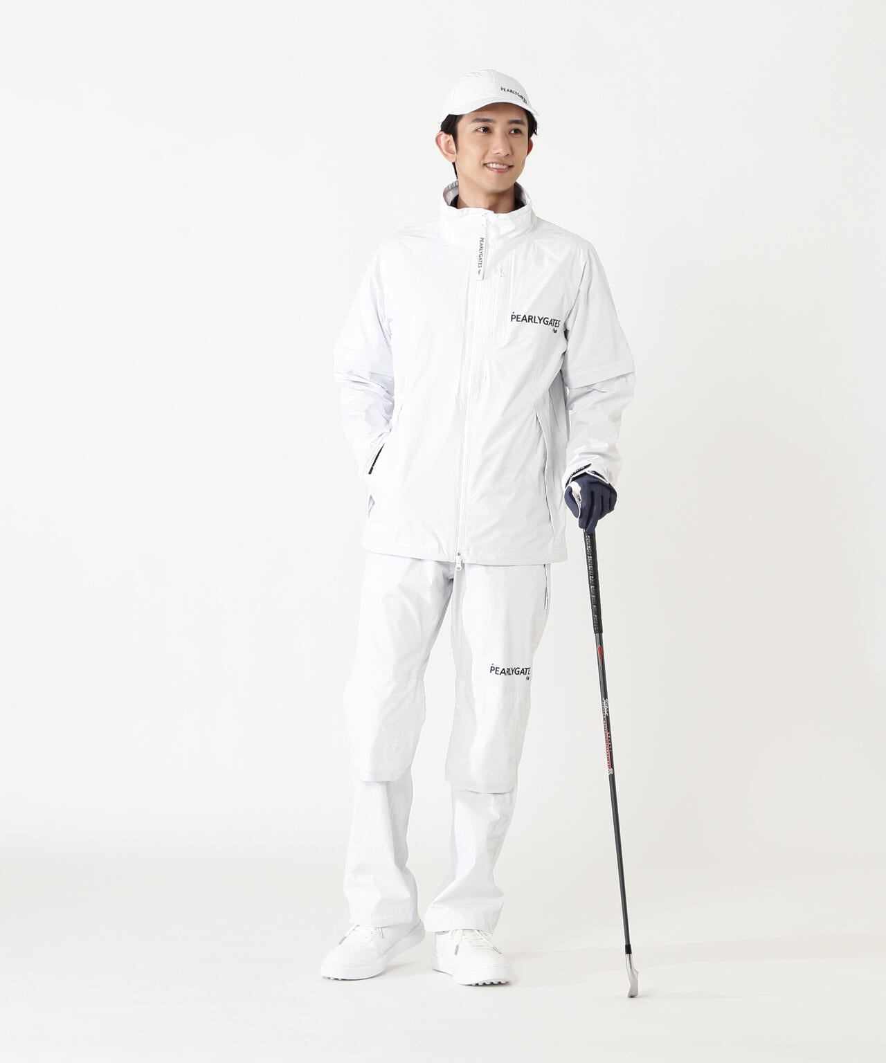 H:182cm/C:93/W:77/H:91 着用サイズ:5