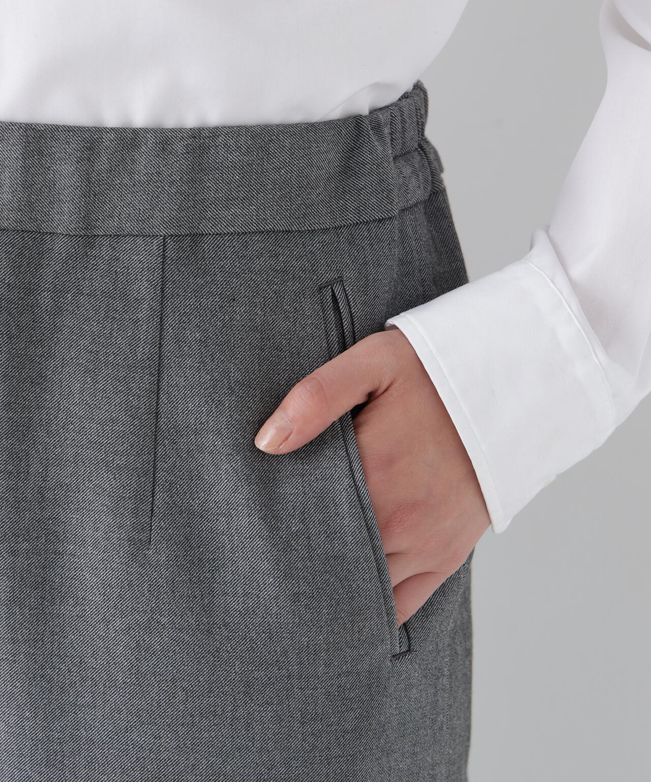 《機能性ストレッチ素材》2wayストレッチテーパードパンツ