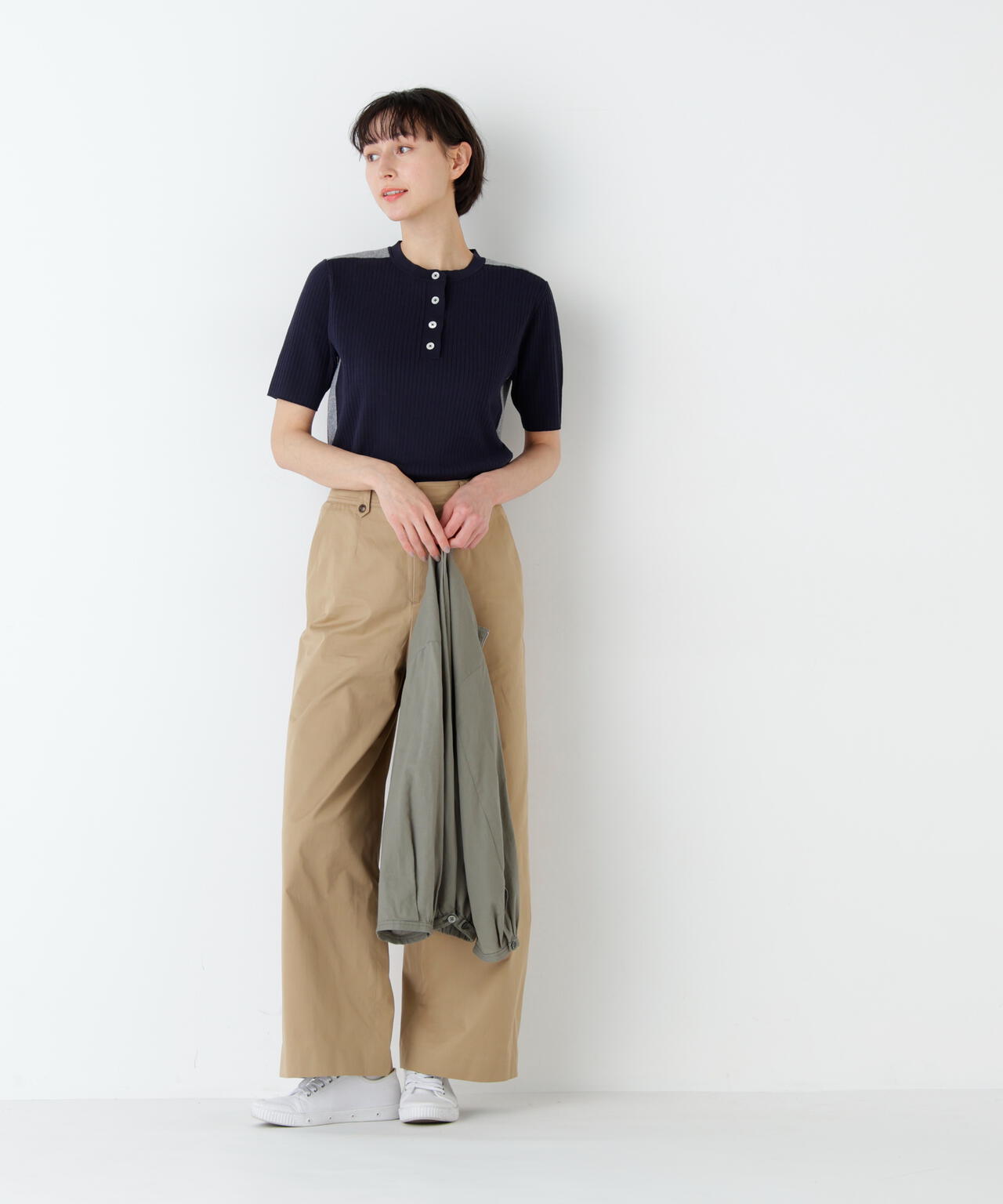 身長168cm B76 W58 H86 着用サイズ:M