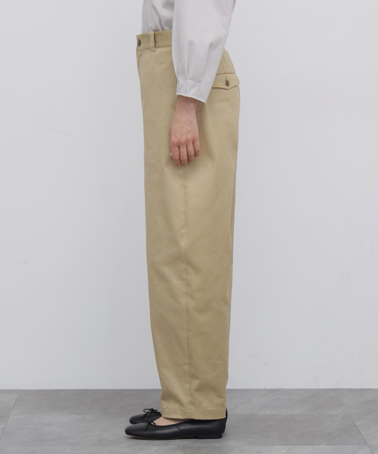 165cm/B:77cm/W:57cm/H:79cm 着用サイズ:M