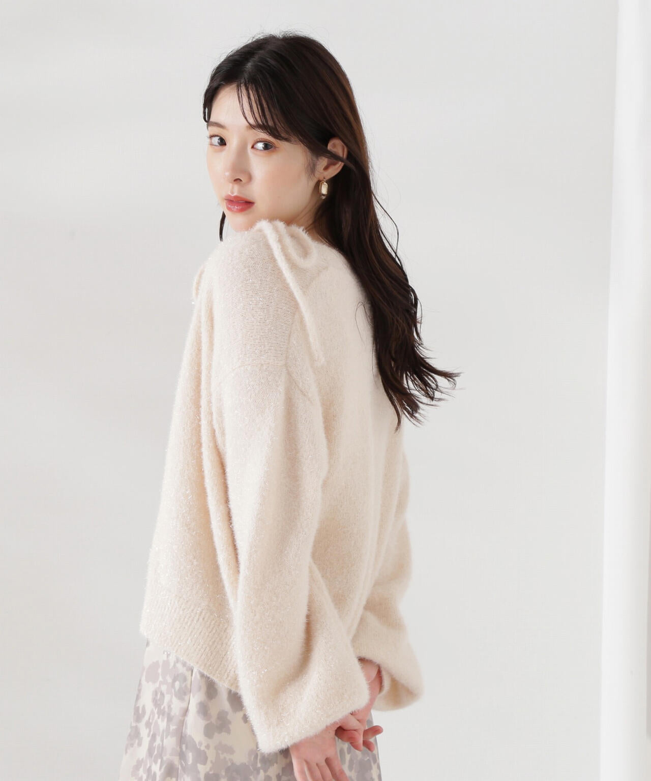 シャイニーフェザーアンサンブルニット WEB限定カラー:パープル