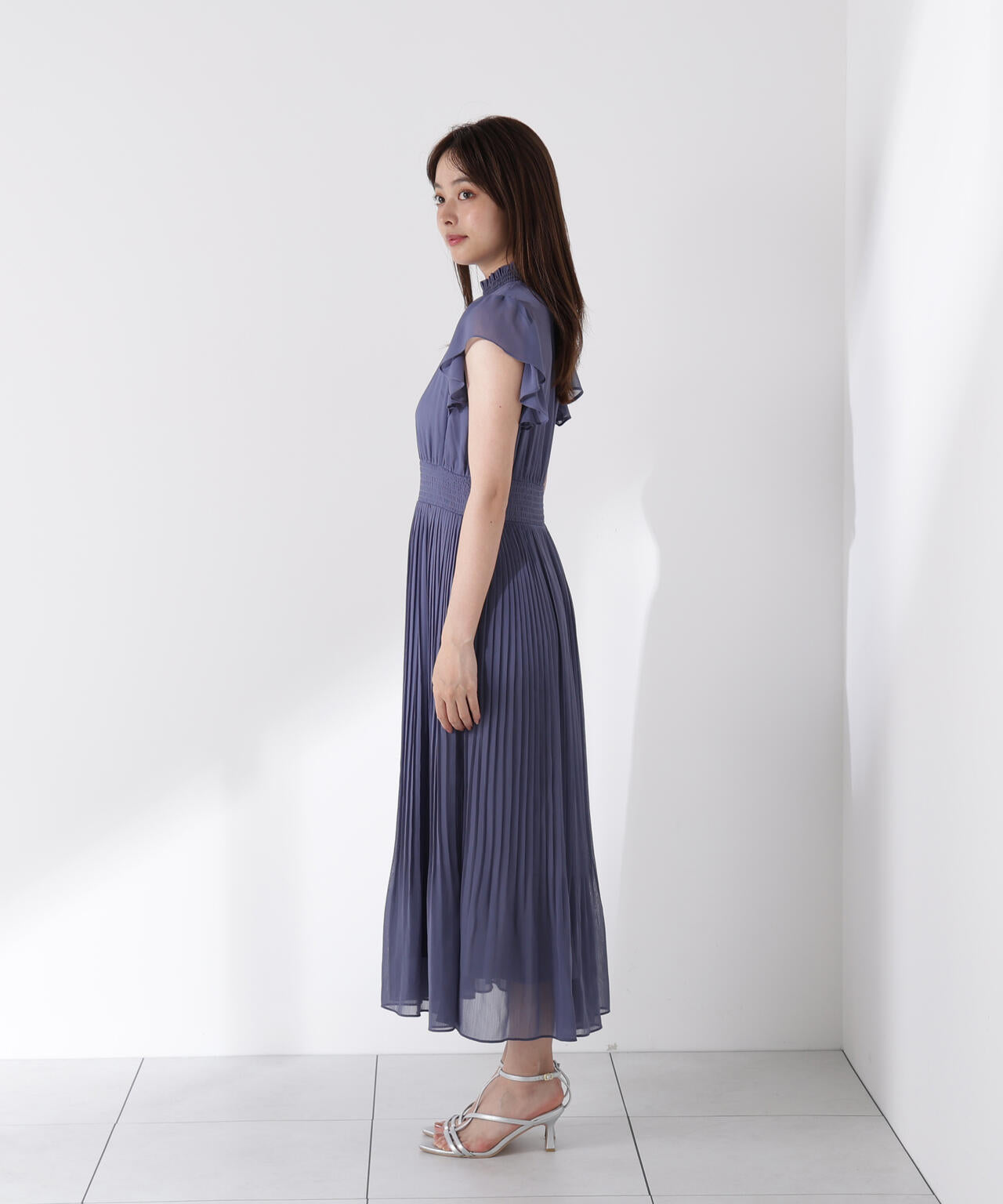 シフォン楊柳プリーツワンピース
