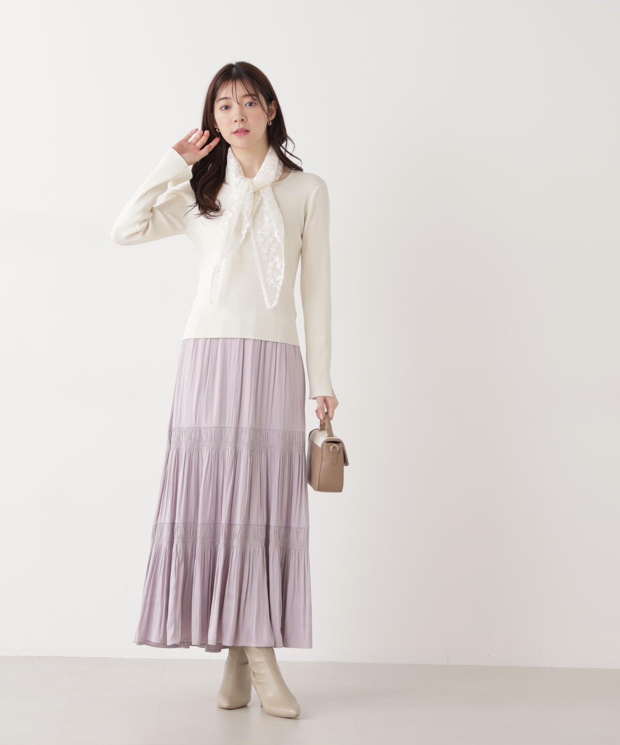 《EDIT COLOGNE》レーススカーフ付きリブニット【ホワイト×ブラックボーダー:official site・ZOZO・一部店舗限定】