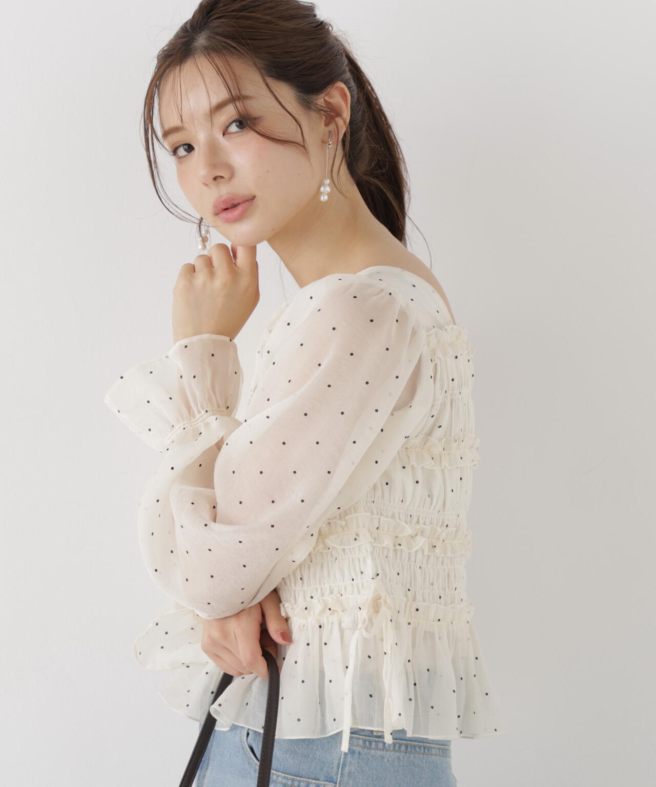 165cm 着用サイズ:FR