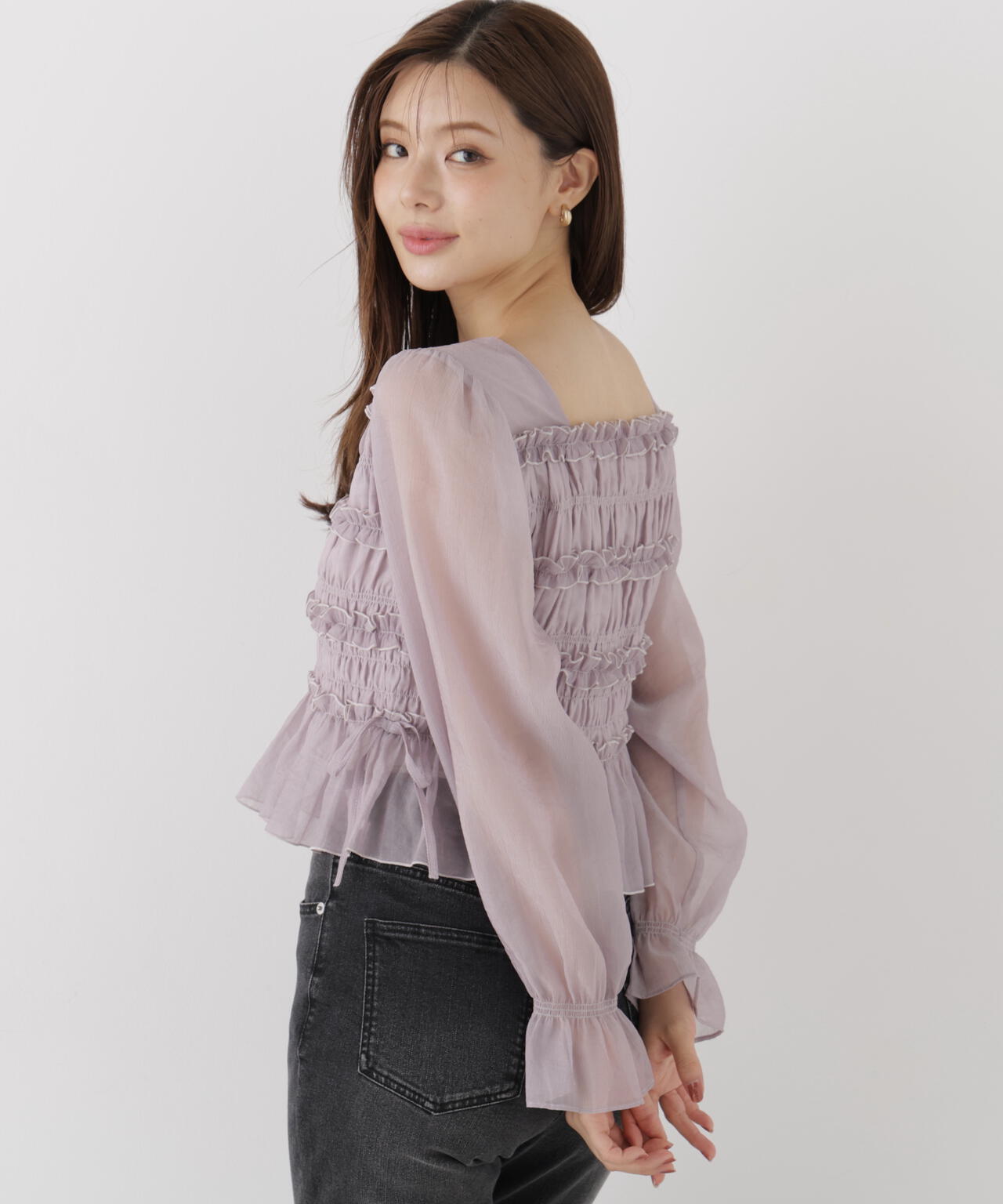 165cm 着用サイズ:FR