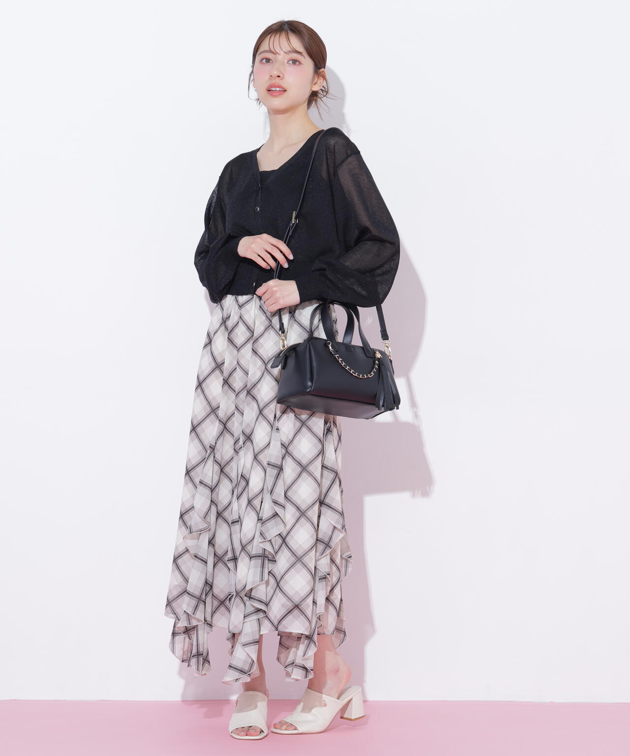 170cm 着用サイズ:FR