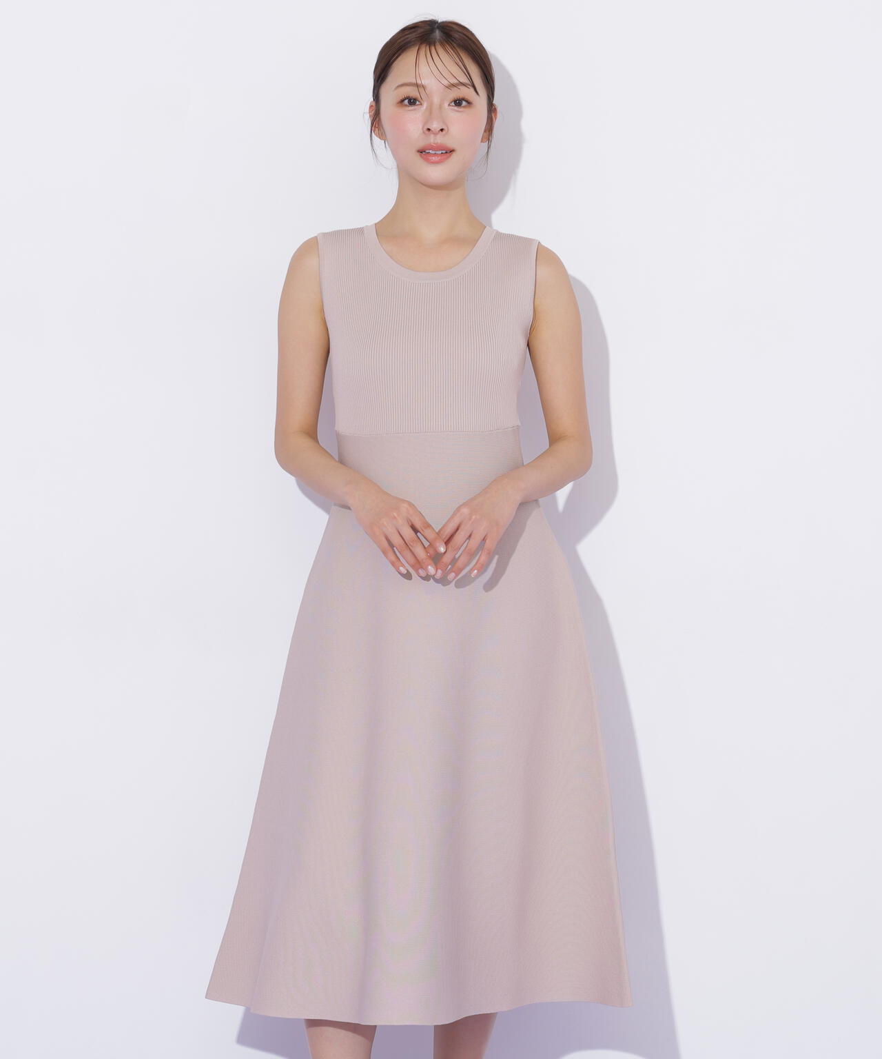 170cm 着用サイズ:FR