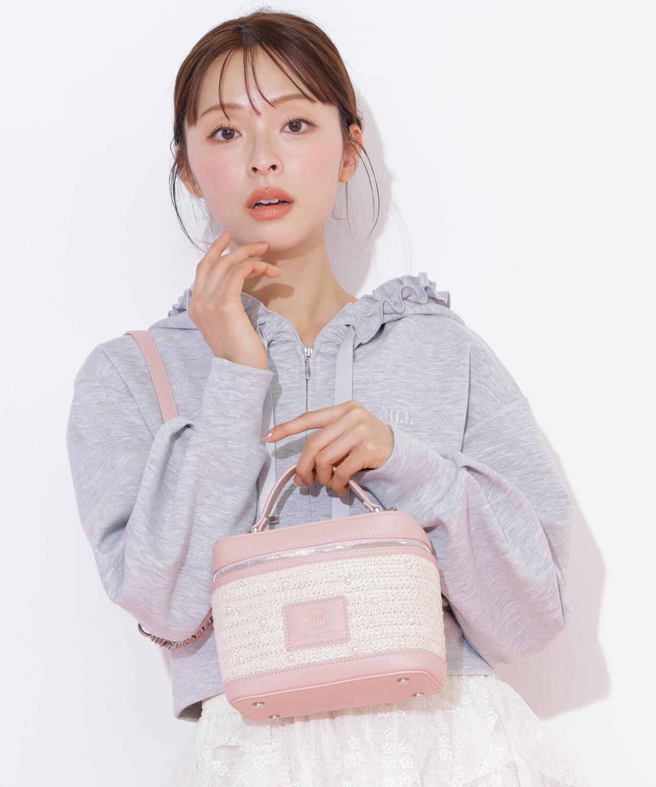 170cm 着用サイズ:FR