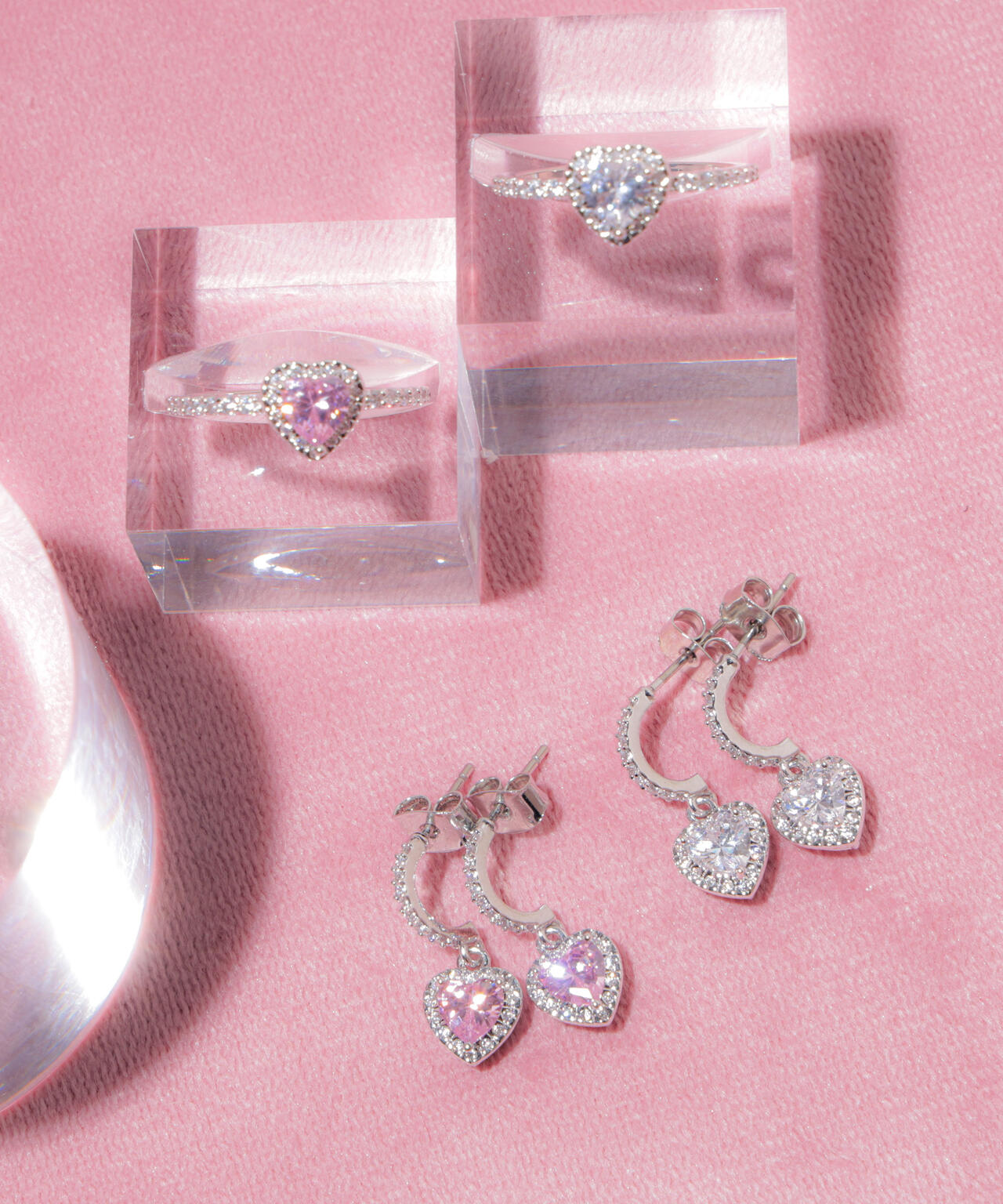 Cubic プチハートピアス