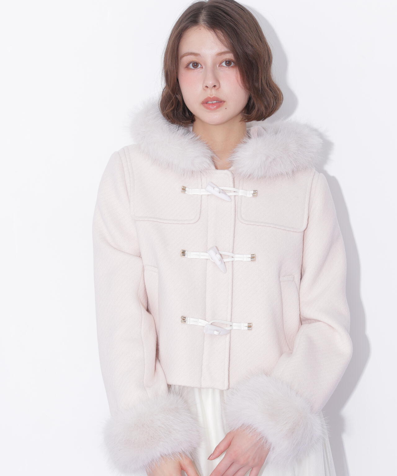 フェイクファー付きショートダッフルコート