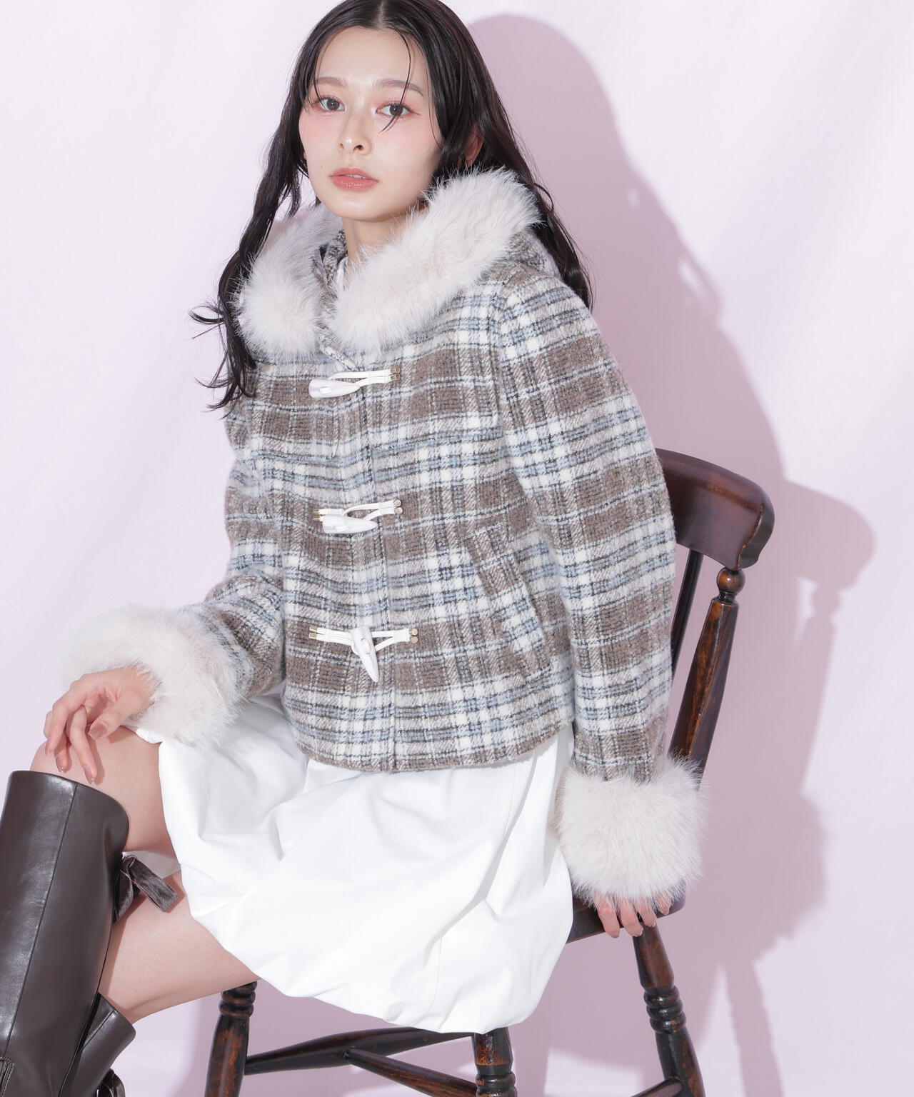 フェイクファー付きショートダッフルコート