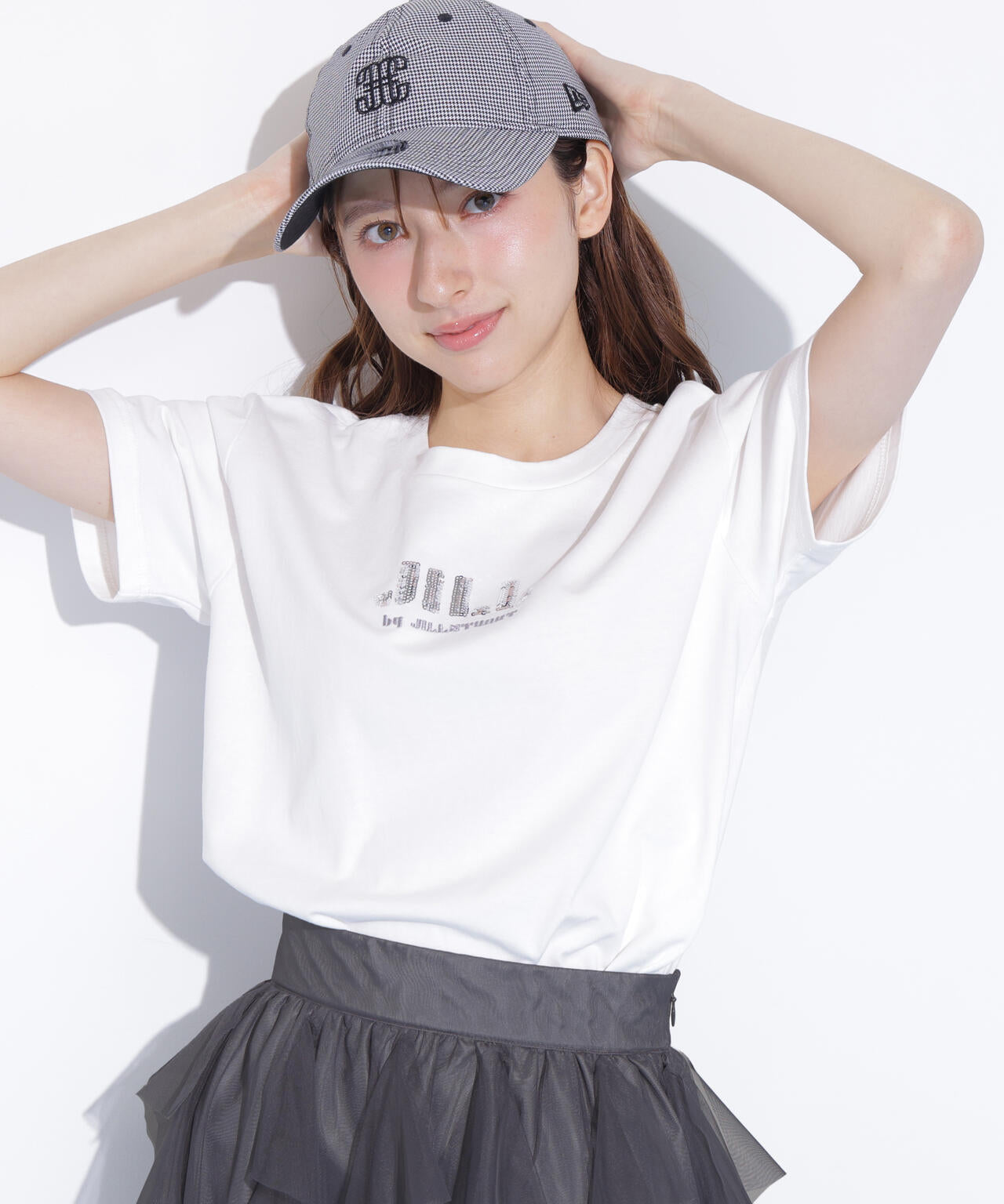 スパンコールロゴ刺繍Tシャツ OC