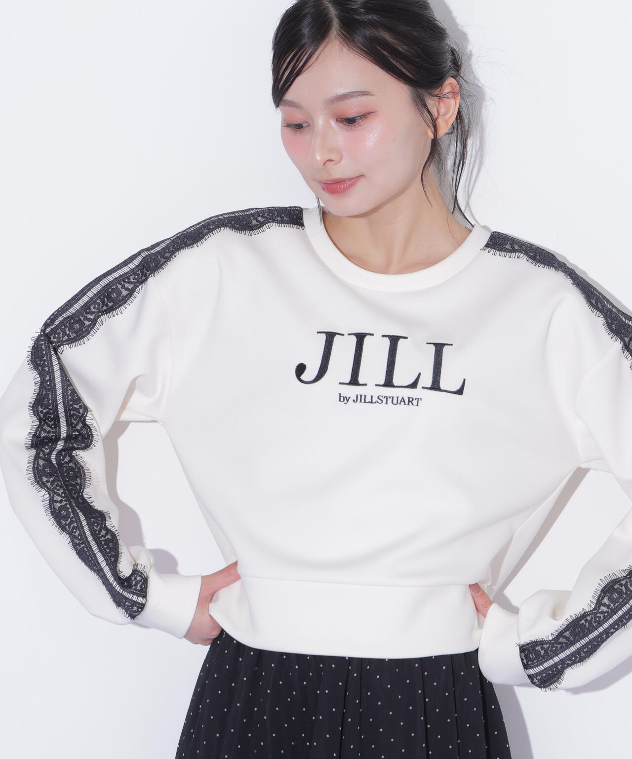 162cm 着用サイズ:FR
