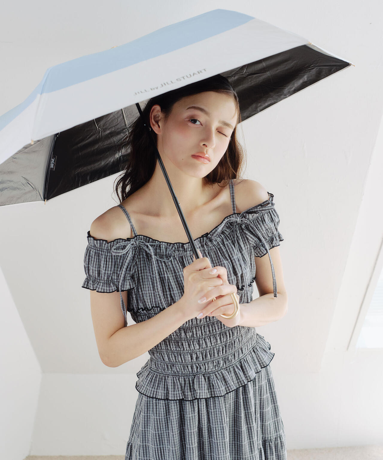 スレンダーハンドル晴雨兼用折りたたみ日傘