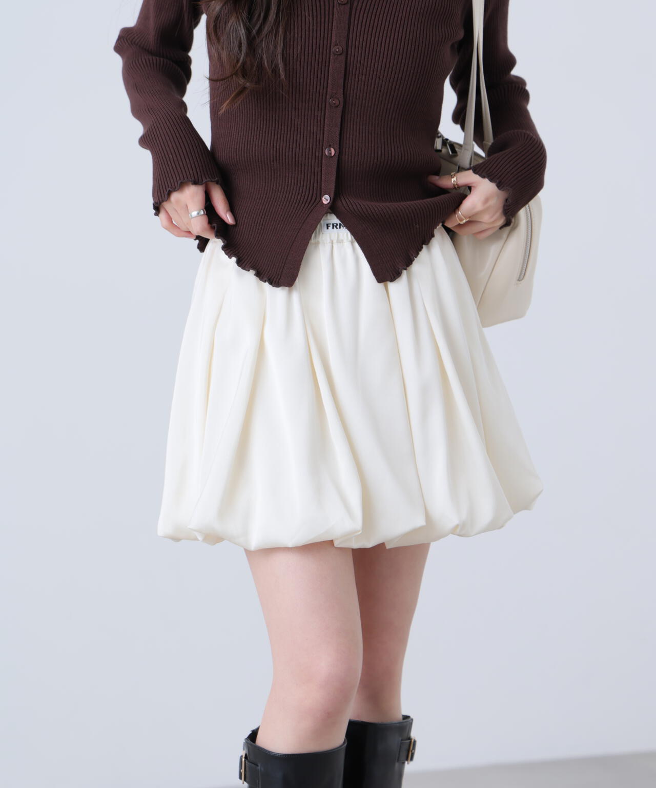 164cm 着用サイズ:FR