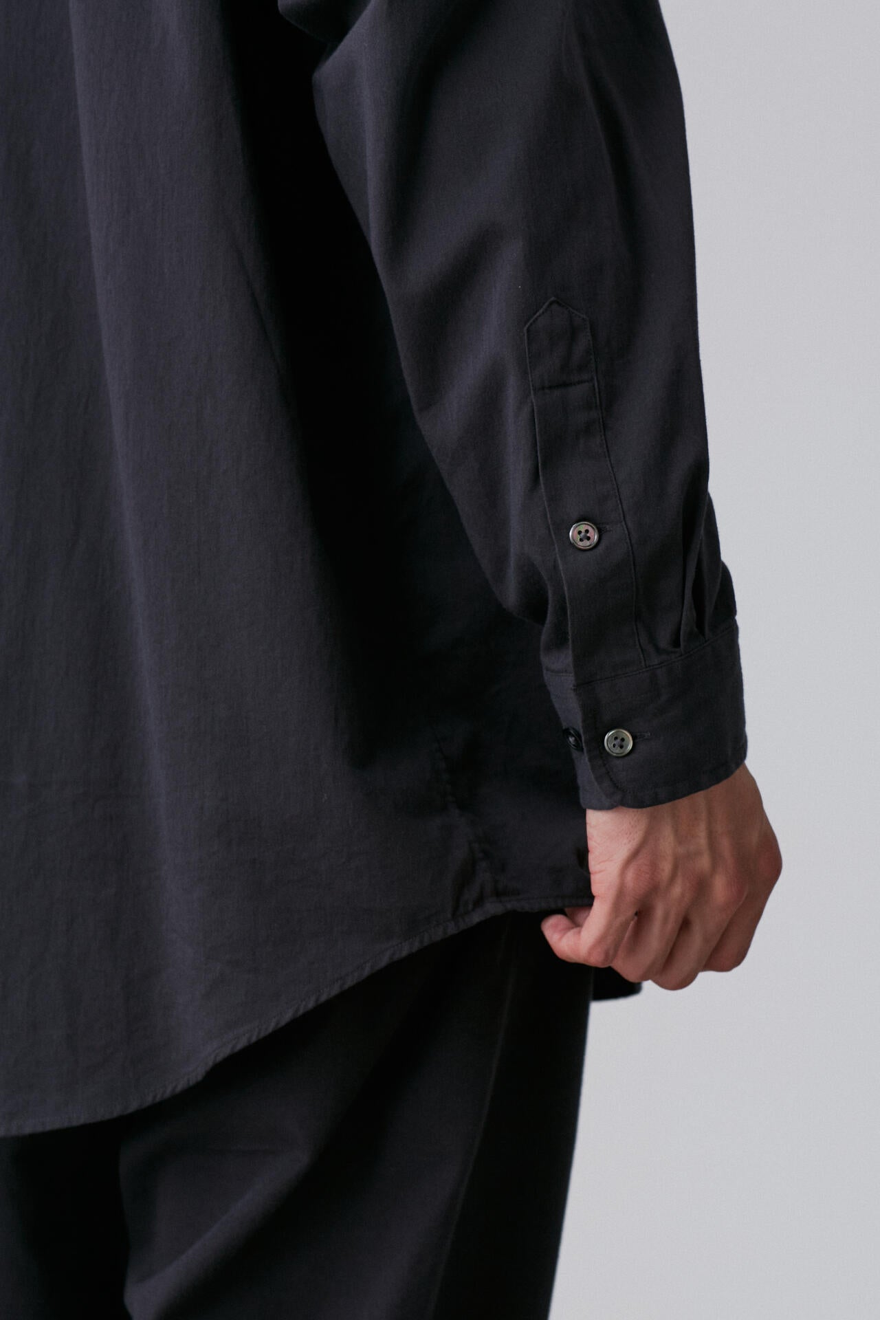 Y / ORGANIC COTTON WASHER SATIN SHIRT