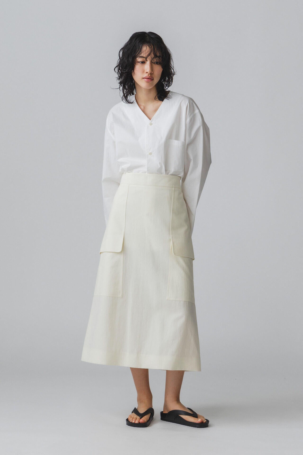 STUDIO NICHOLSON / DRY COTTON NYLON TAILORED PATCH POCKET SKIRT
