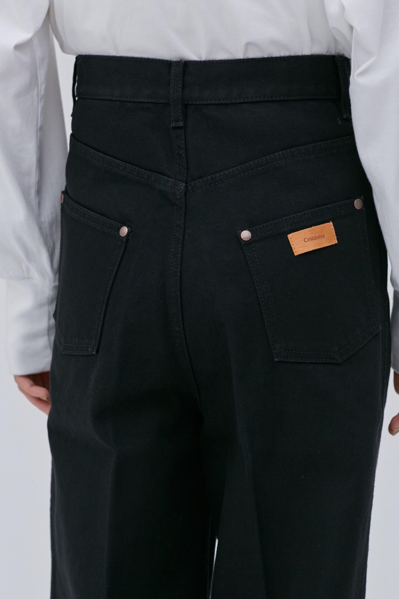 Cristaseya / HIGH WAISTED BLACK DENIM
