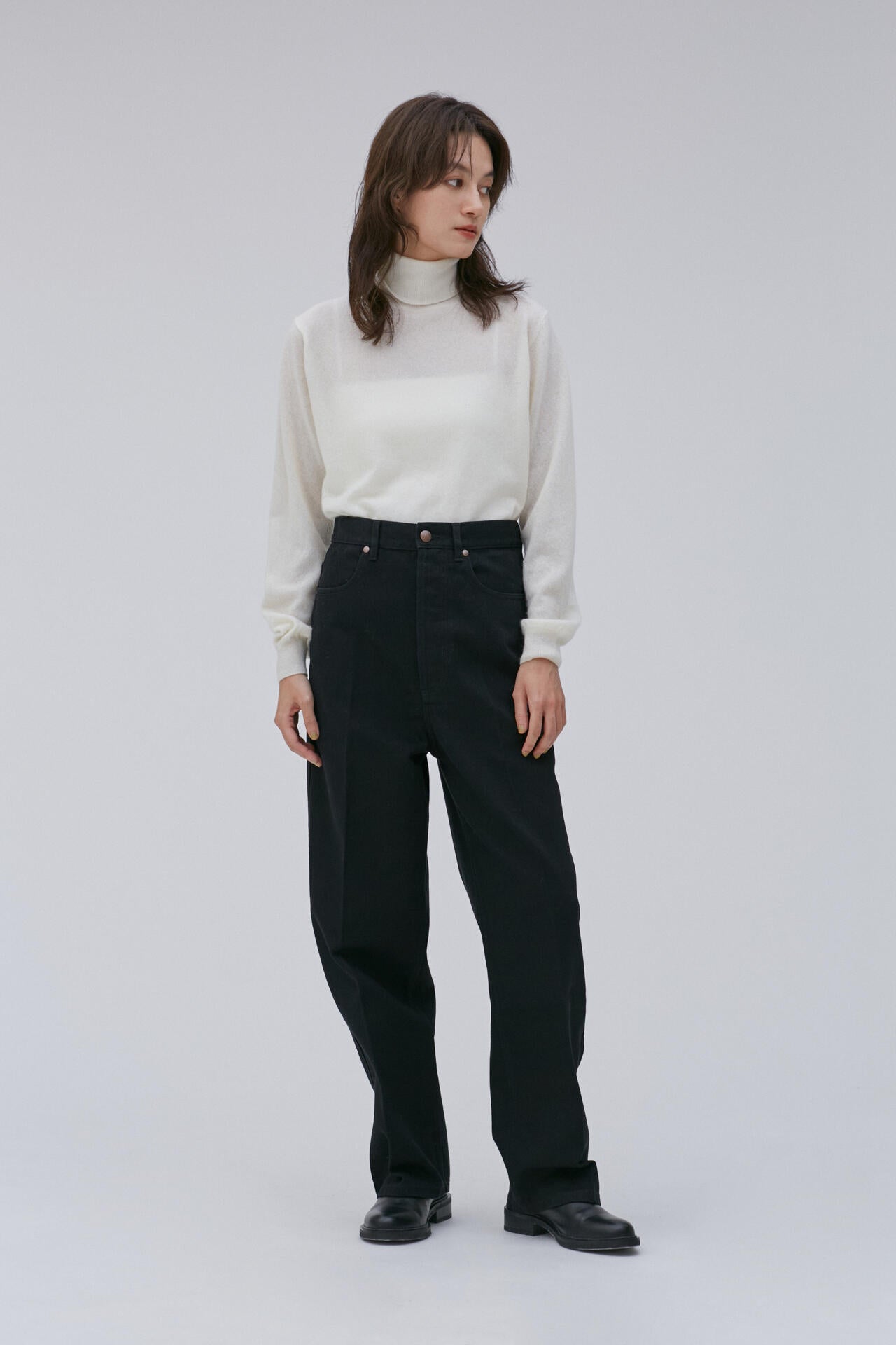 Cristaseya / HIGH WAISTED BLACK DENIM