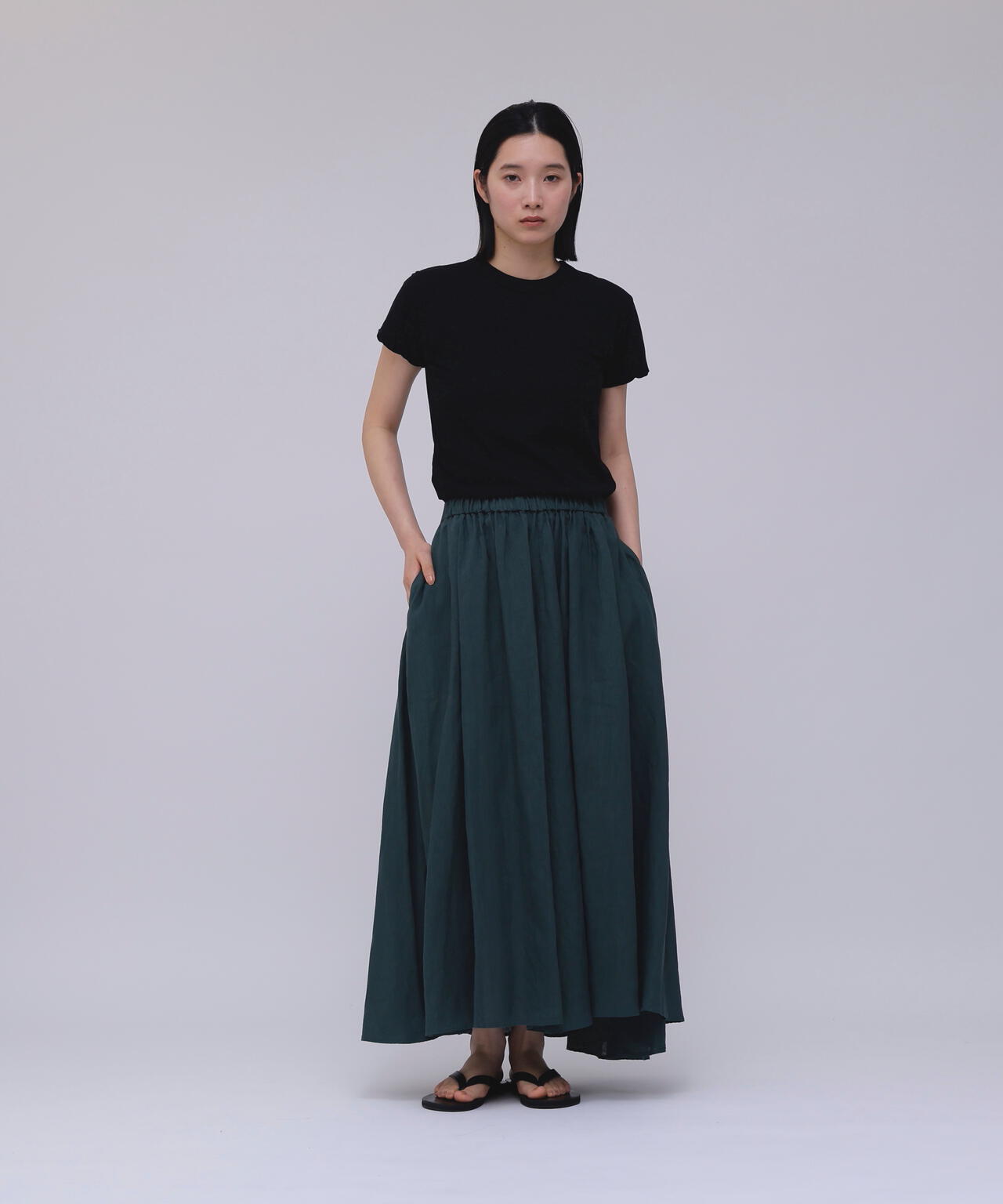ATON / NATURAL DYED LINEN LAWN GATHERD SKIRT