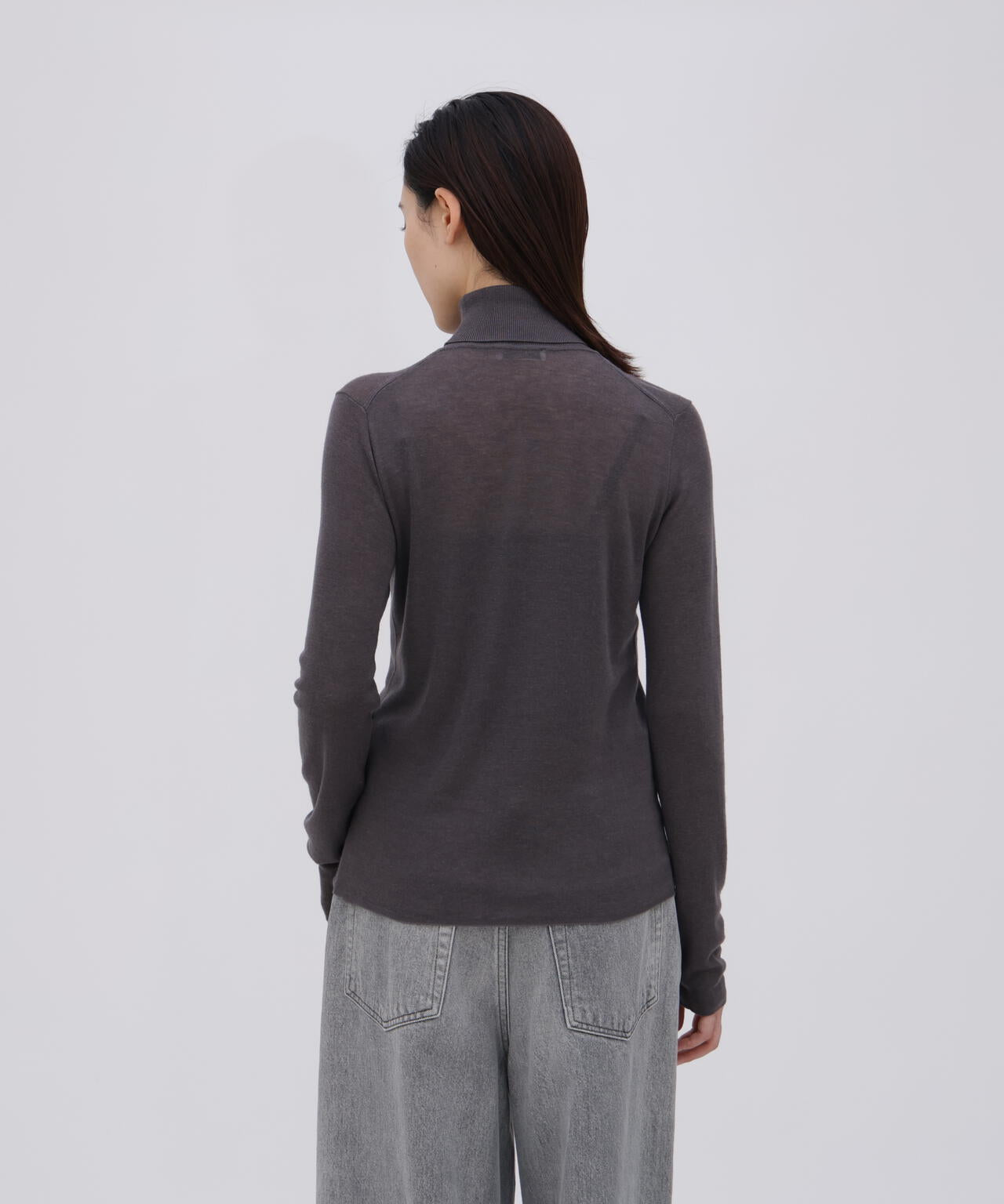 ATON / TENCEL SILK CIRCULER RIB TURTLENECK SWEATER