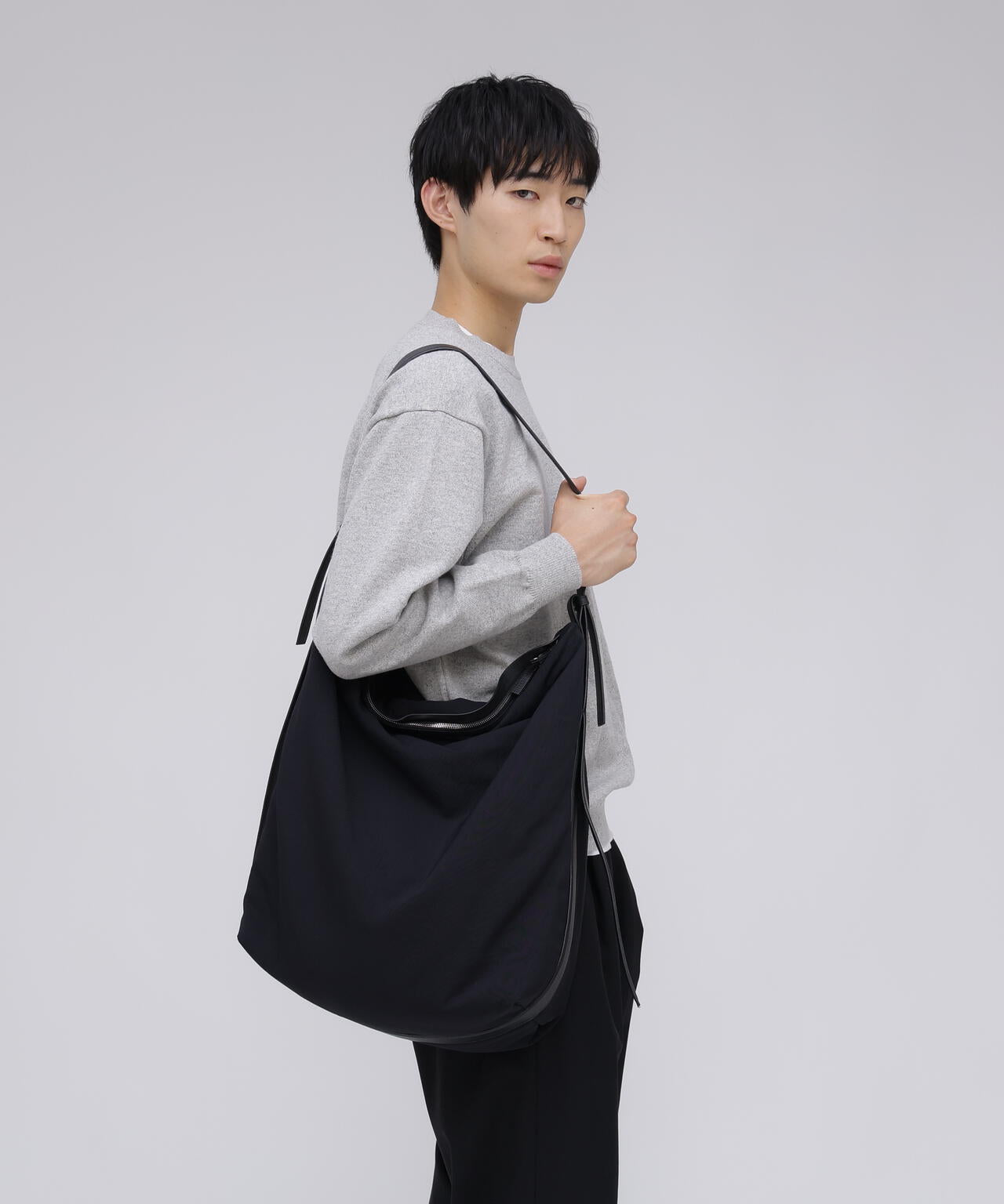 STUDIO NICHOLSON / ASTRO NYLON LARGE NYLON SHOULDER BAG