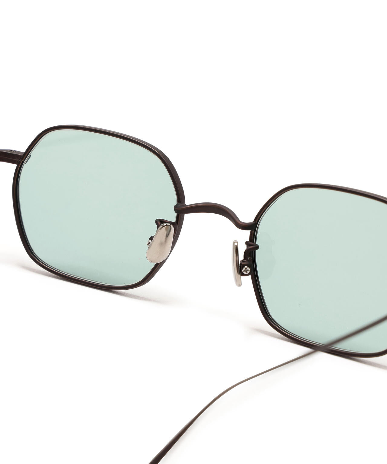 BLANC / B0048