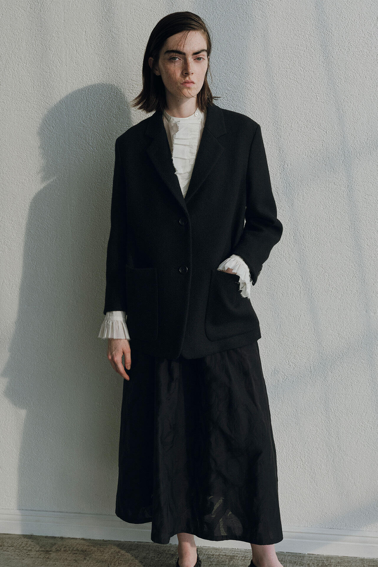 YLEVE / COTTON LAWN RUFFLED BL