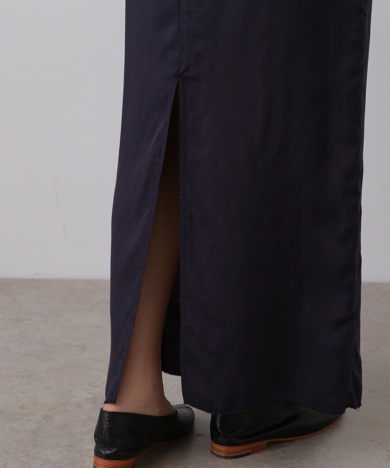 YLEVE / CUPRA TWILL GARMANT DYE SKIRT