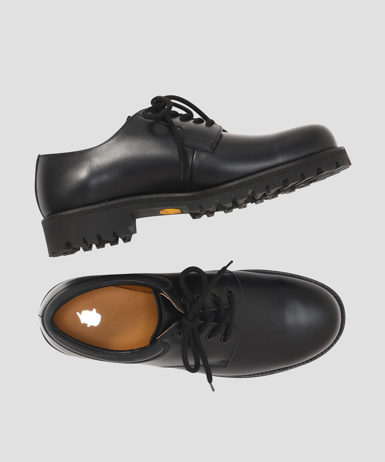Tomo & Co / ASYMMETRIC POSTMAN SHOES TANK SOLE MEN
